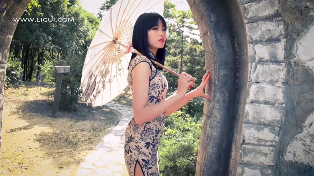 Ligui丽柜视频 2020.07.14 纤丝俏佳莲 敏儿-日更街拍