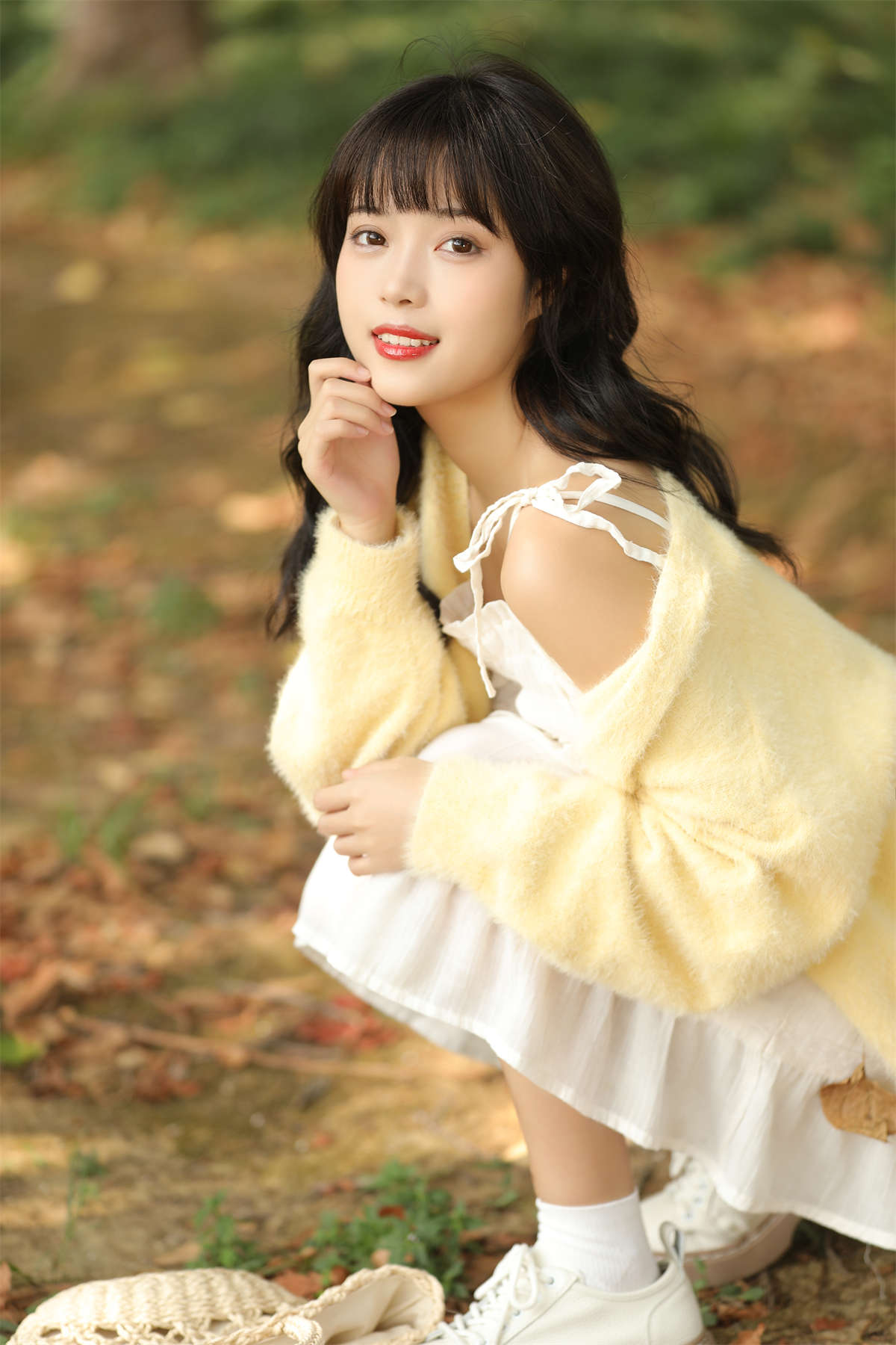 YITUYU艺图语 2022.09.29 甜心泡芙 小薇人儿-日更街拍