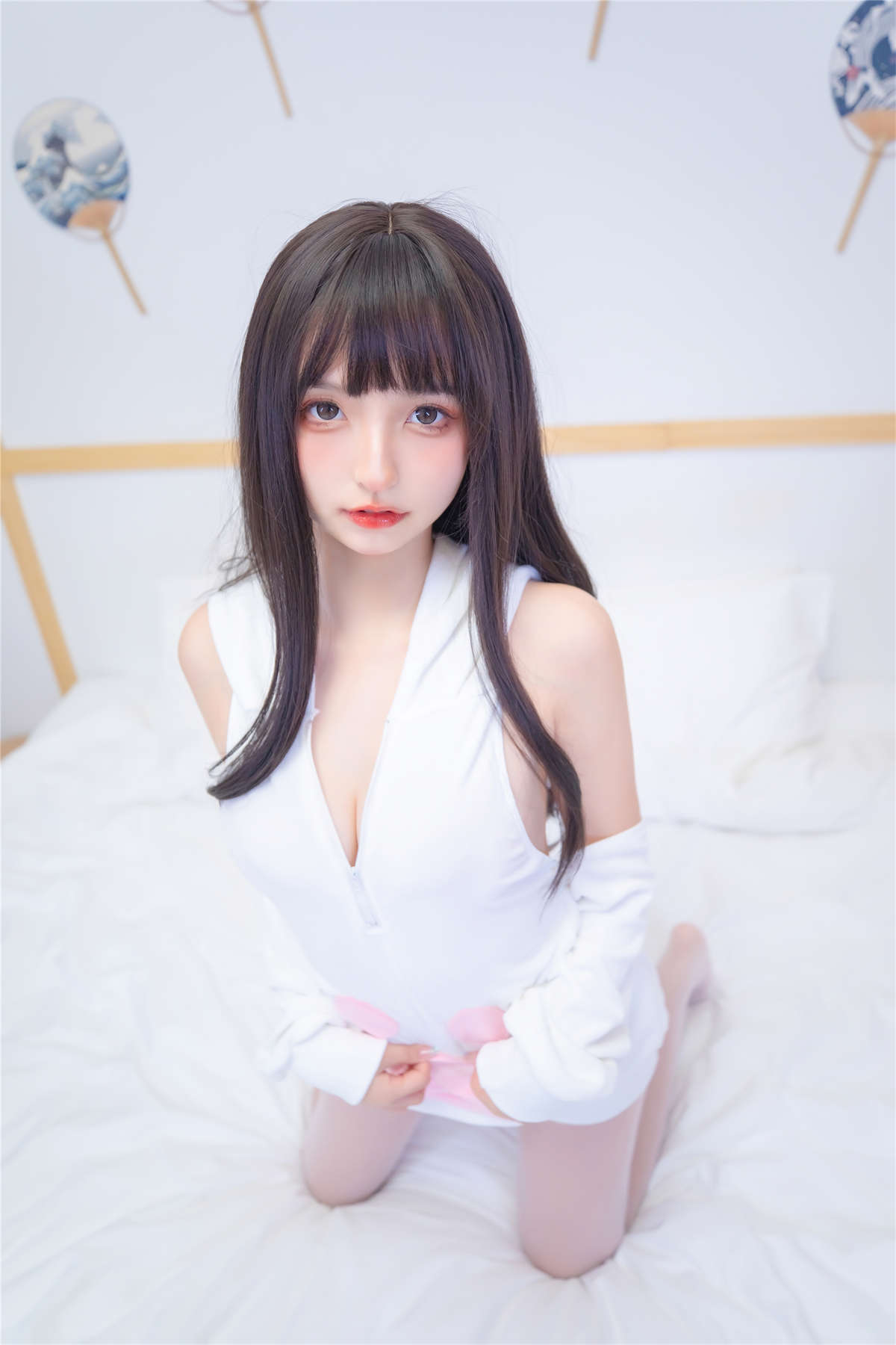 神楽板真冬 – 白猫咪-日更街拍