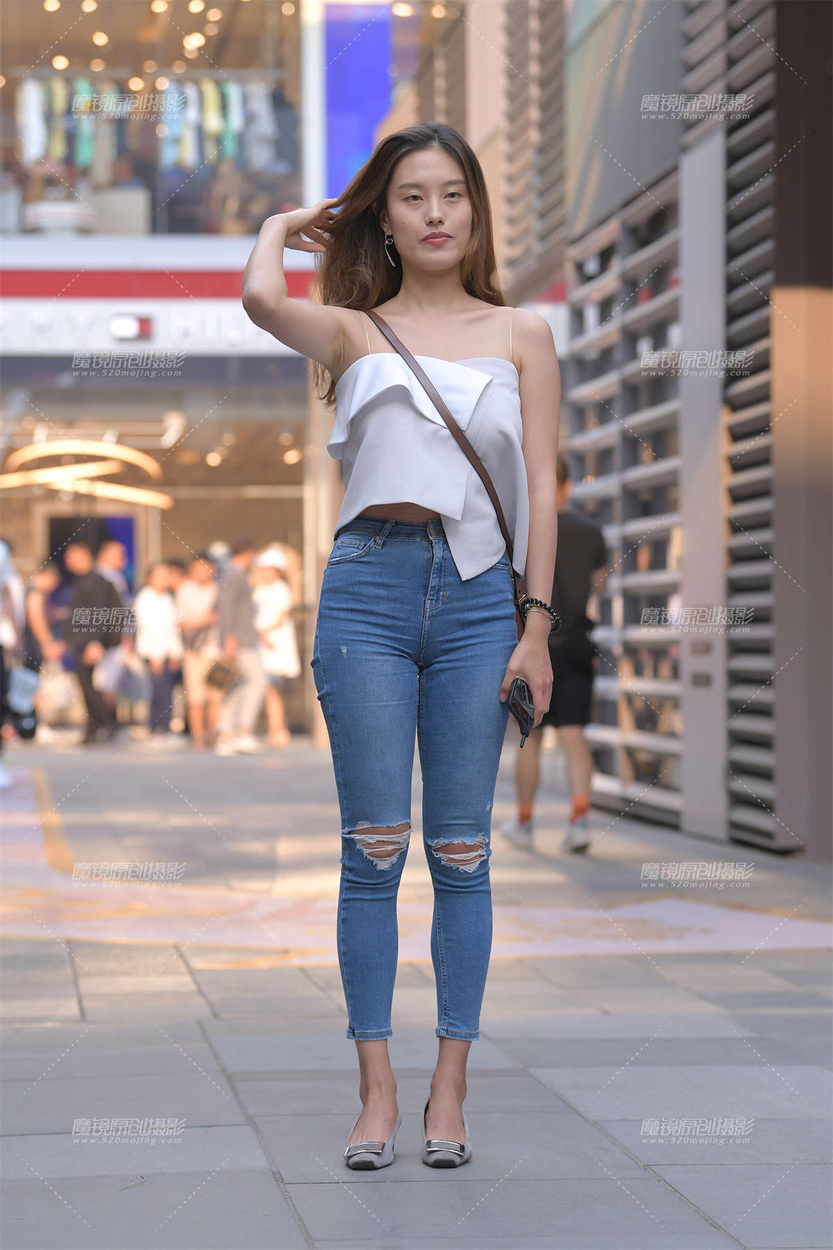 【纳兰赛帖】紧致牛仔小姐姐-日更街拍