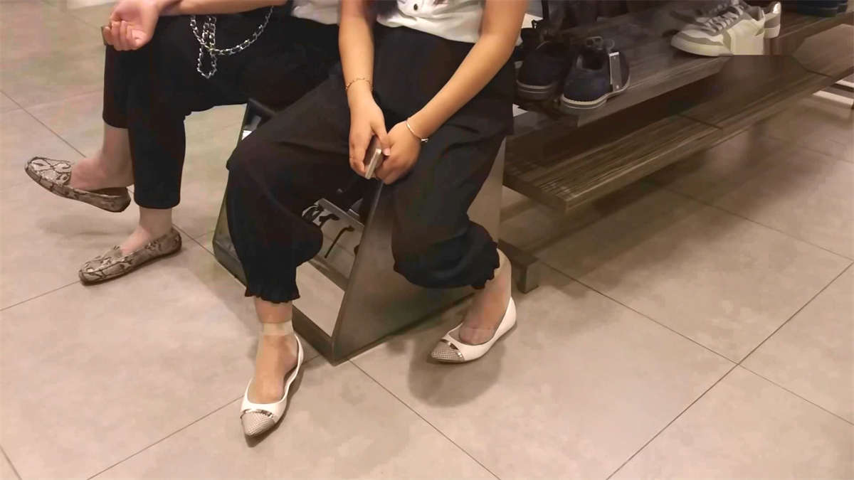 好看的美女-日更街拍