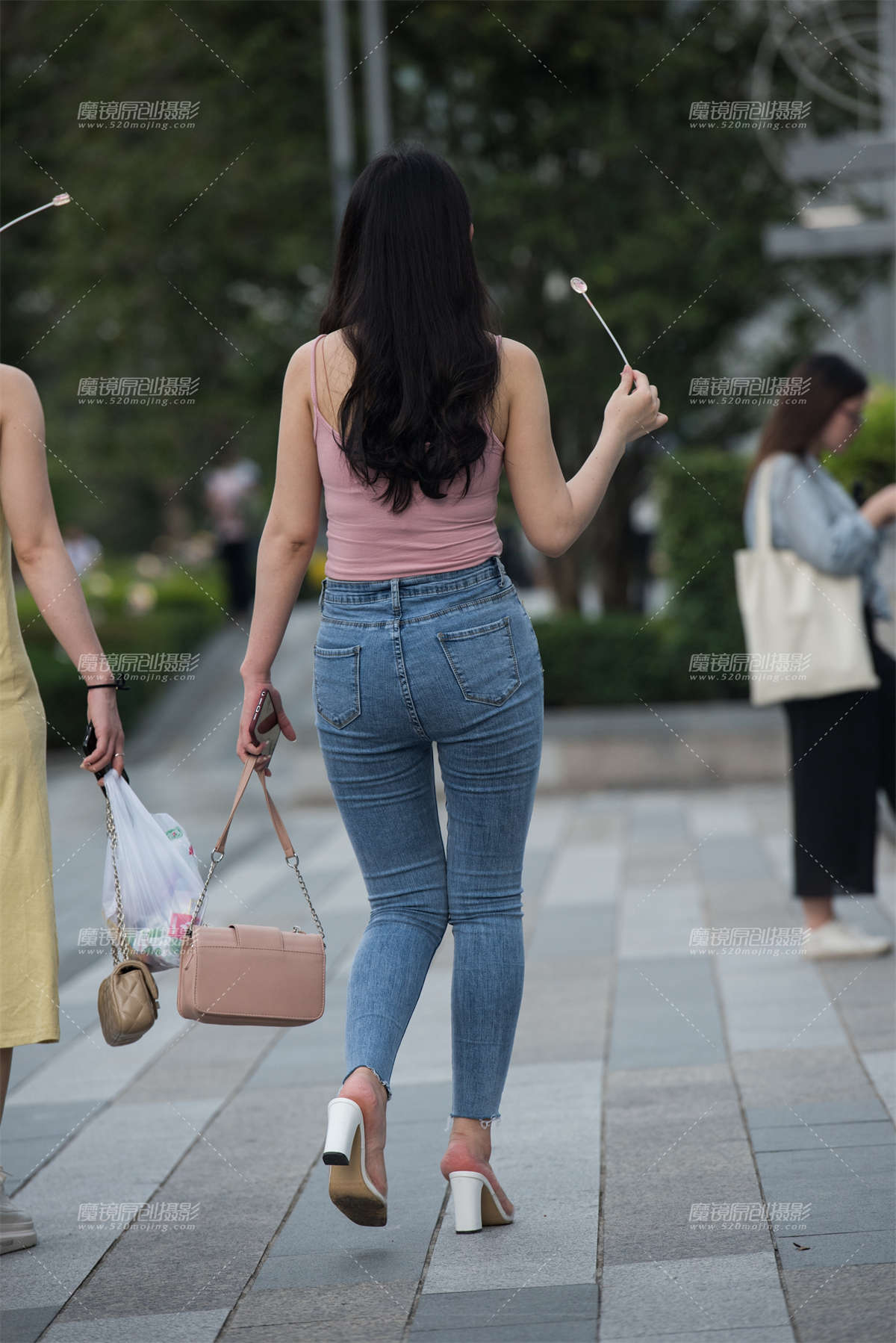 图片[2]-你喜欢吃棒棒糖吗-日更街拍