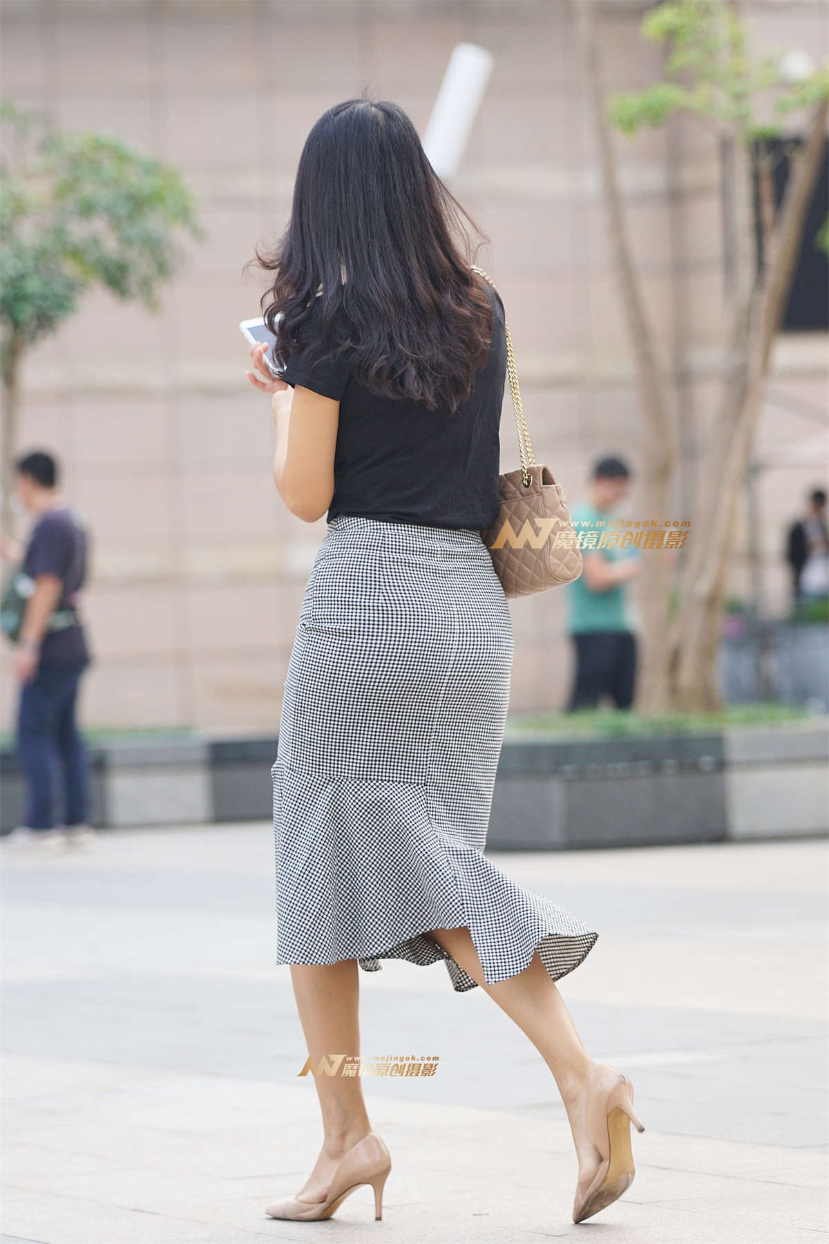 图片[2]-S型美妇-日更街拍