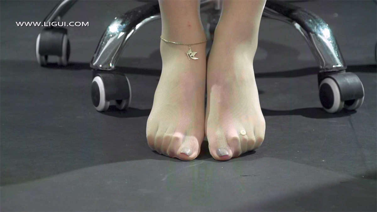 图片[2]-Ligui丽柜视频 2021.04.24 双生花の虐恋狱囚 阳阳&小爽-日更街拍