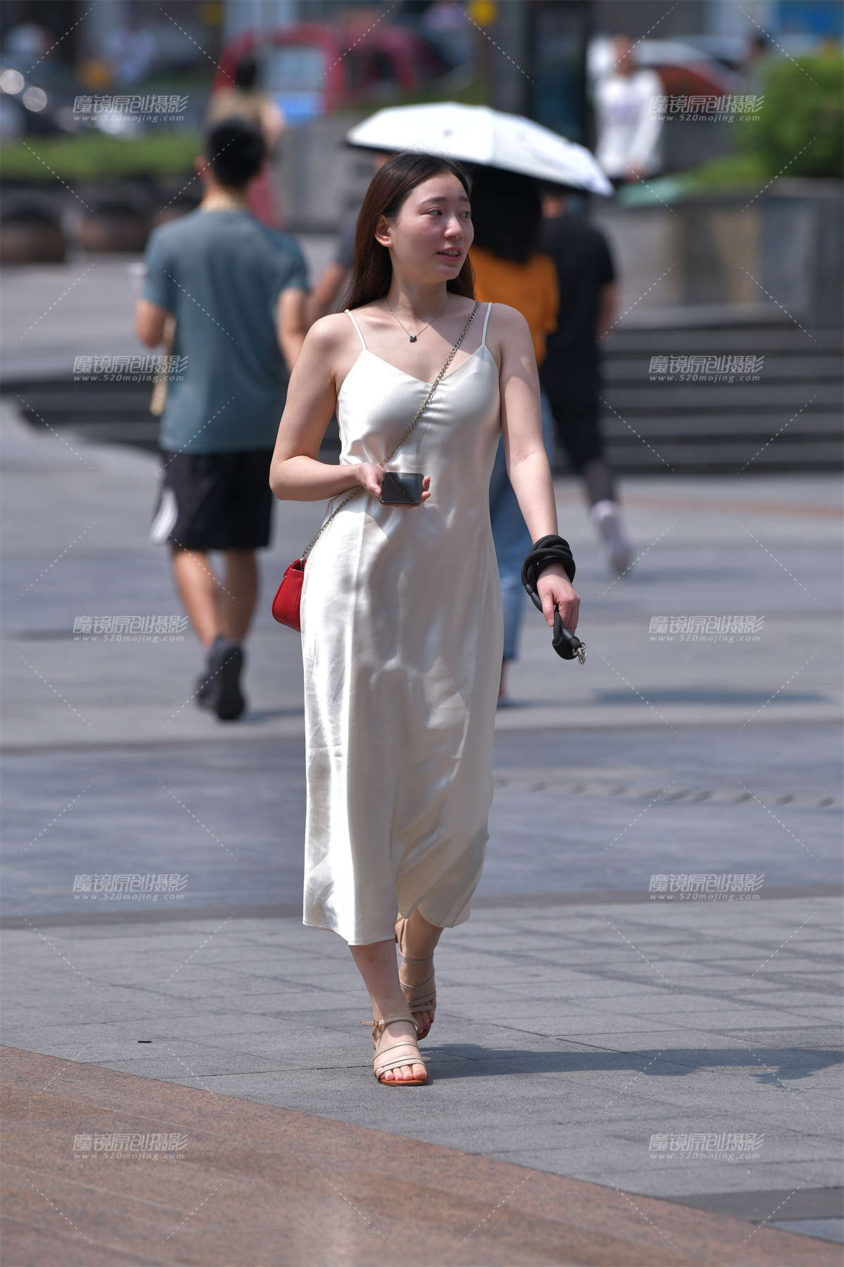 【视觉冲击赛贴】吊带裙，性感__-日更街拍