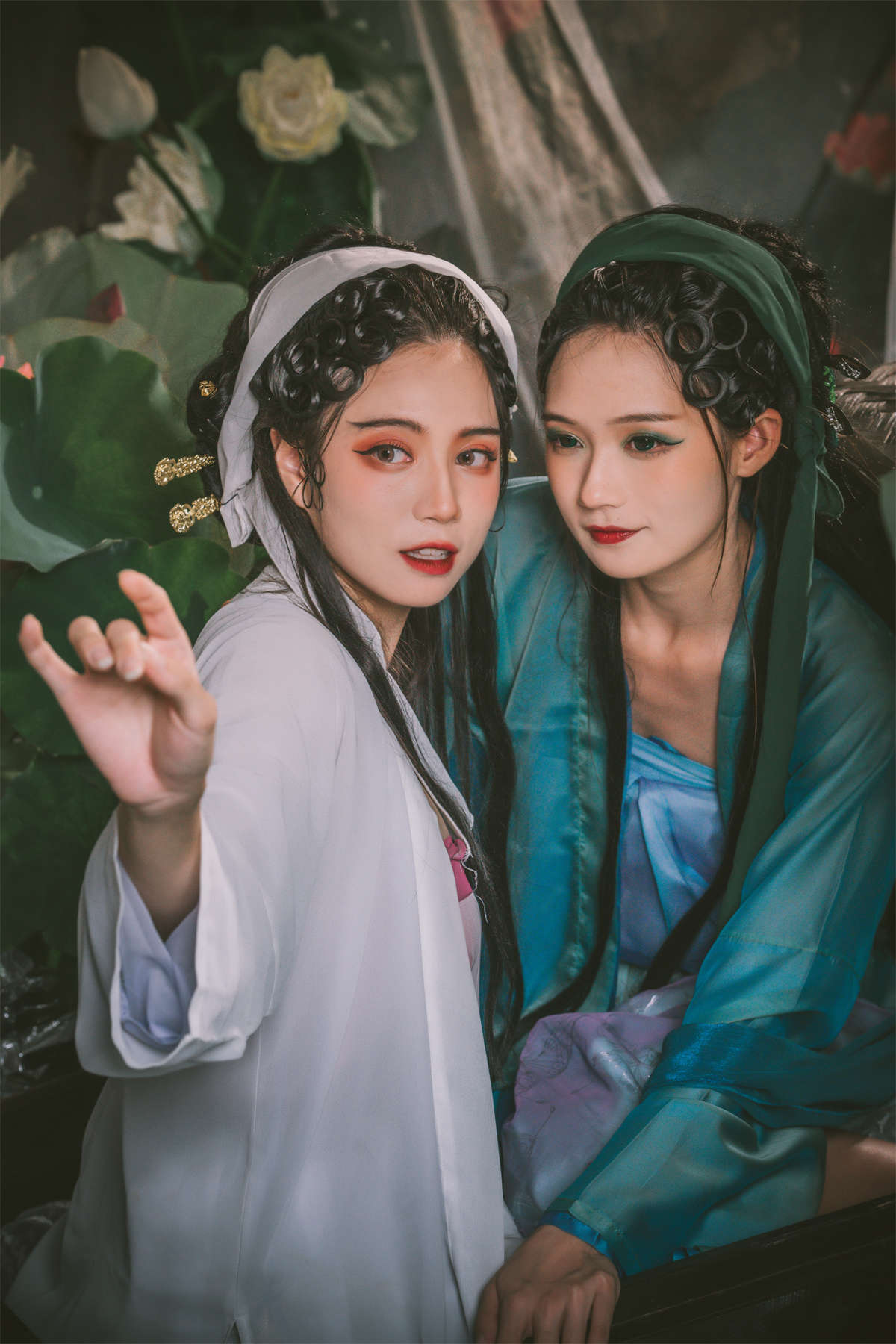 YITUYU艺图语 2022.09.09 青蛇白蛇 兔子Zzz不吃胡萝卜&贰加六插图1