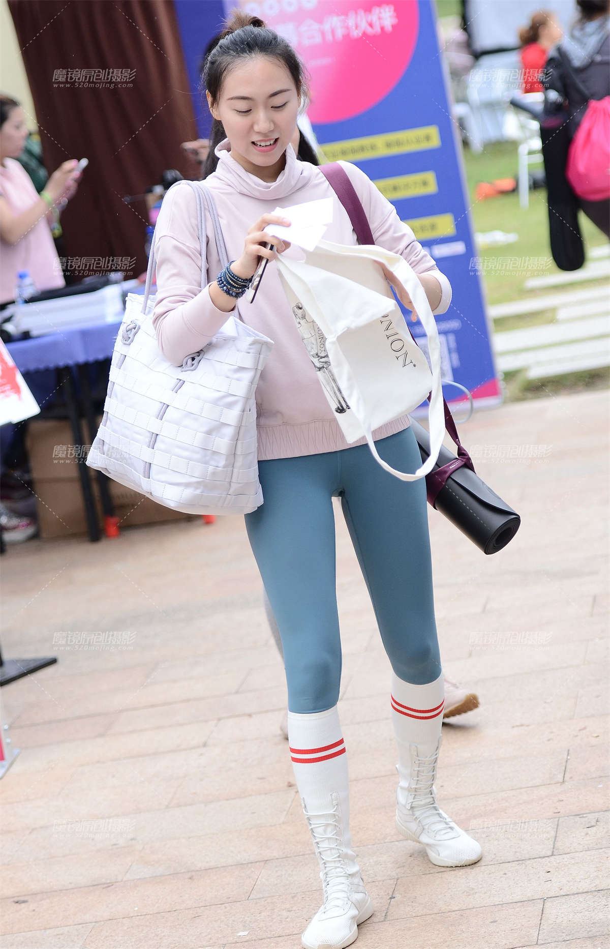 【神摄手赛帖】开心美女-日更街拍