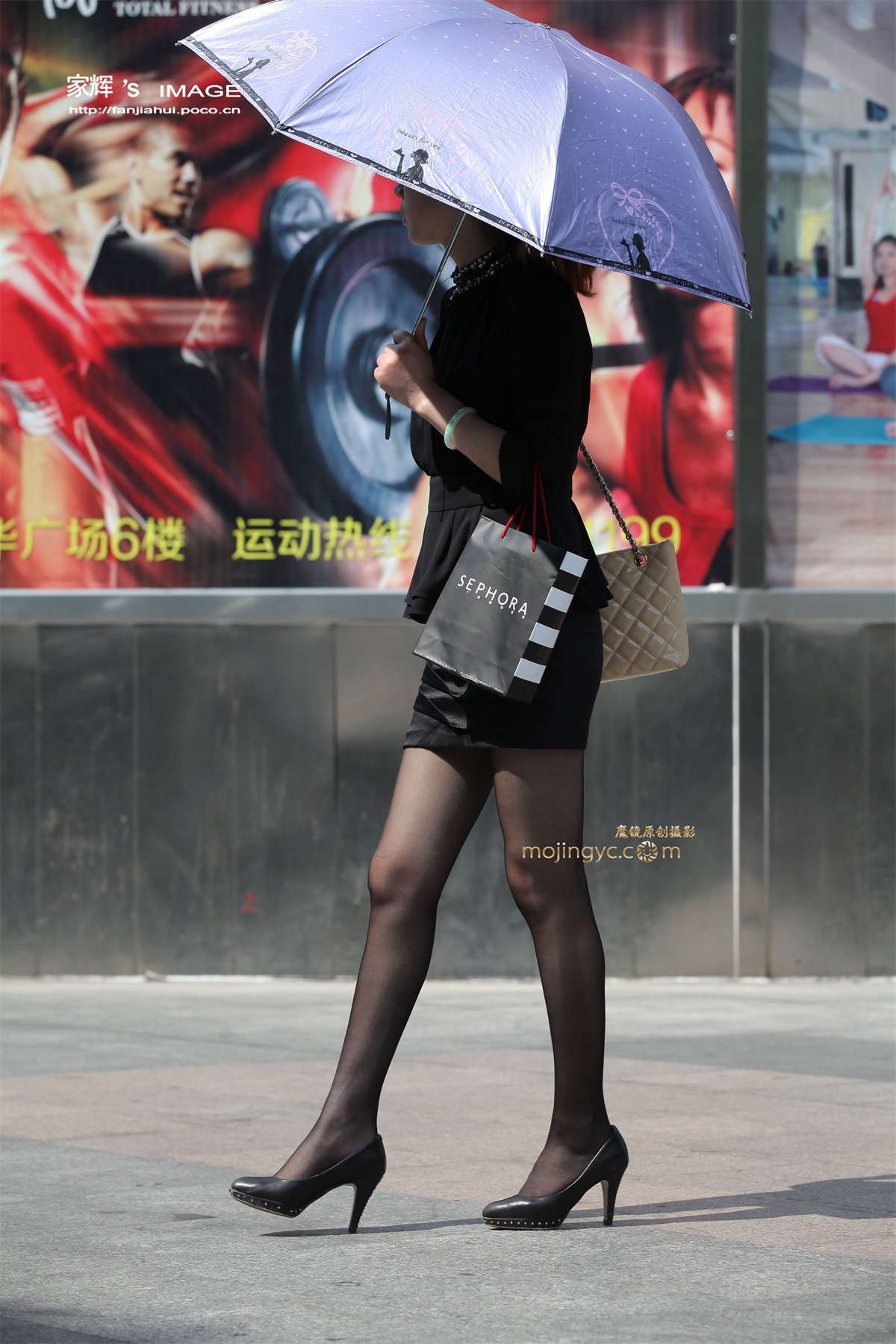 图片[2]-黑丝美腿少妇-日更街拍