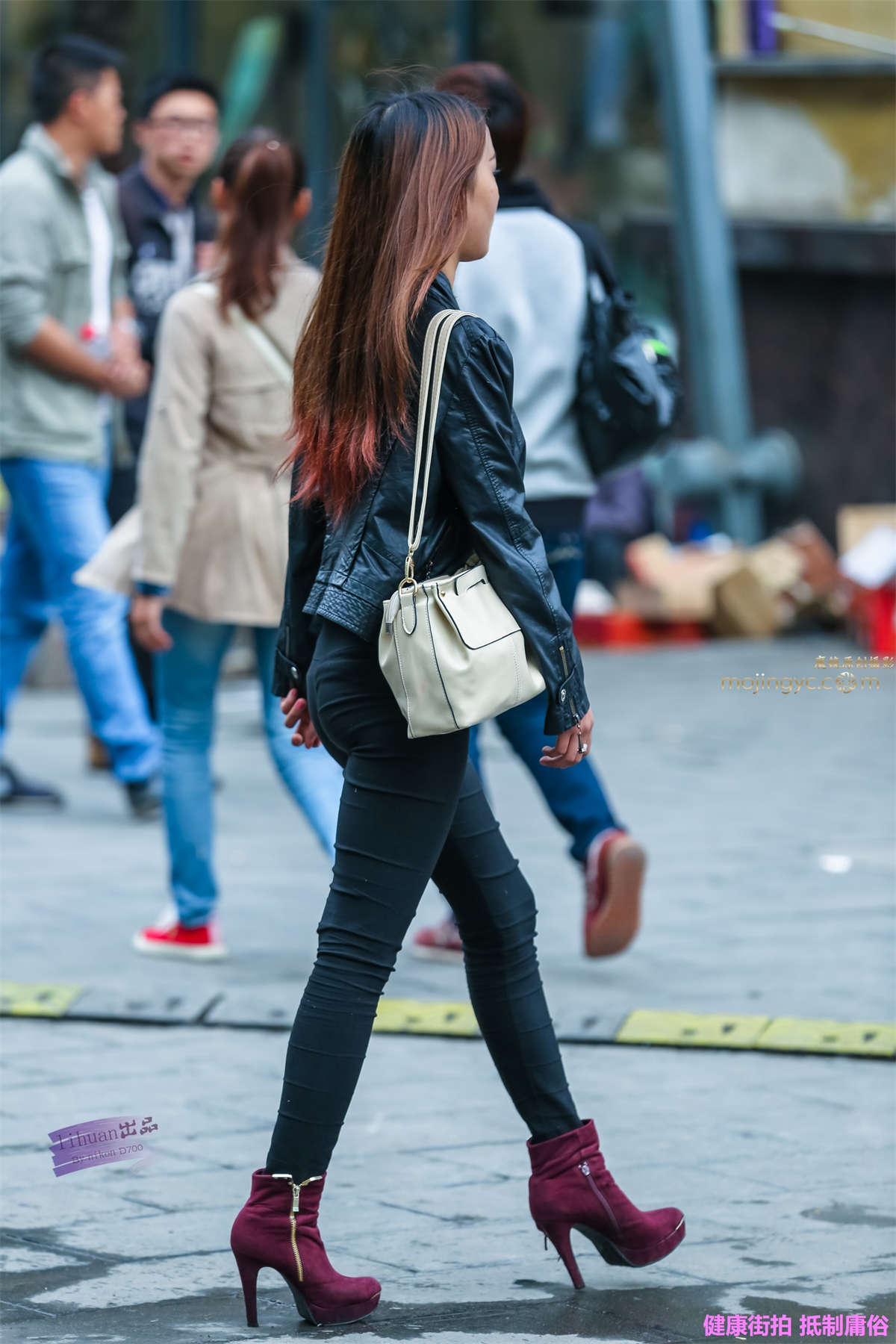 李欢原创-黑裤，丰腴（10P）-日更街拍