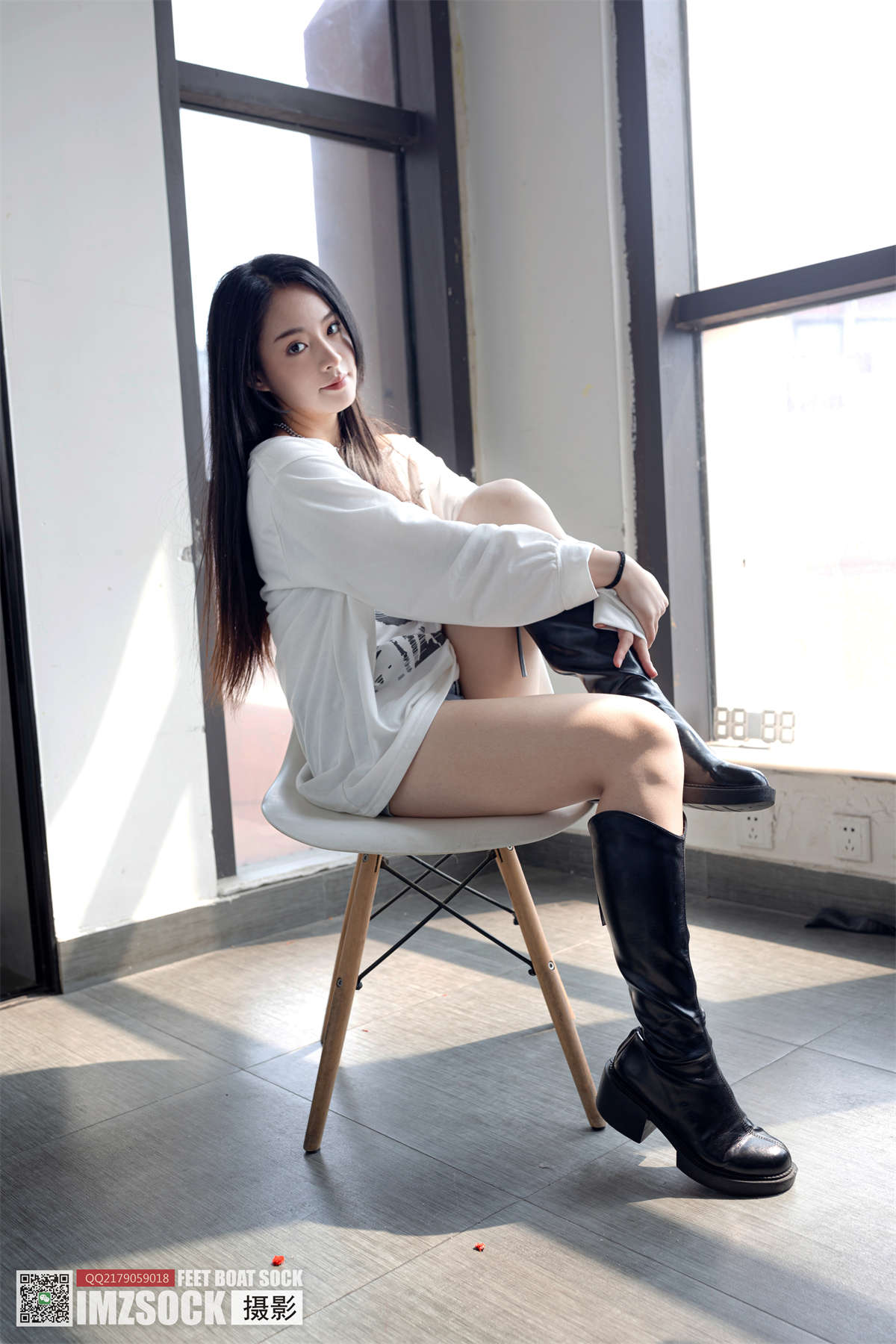 MZSOCK-2023 No.008 新模琴子-日更街拍