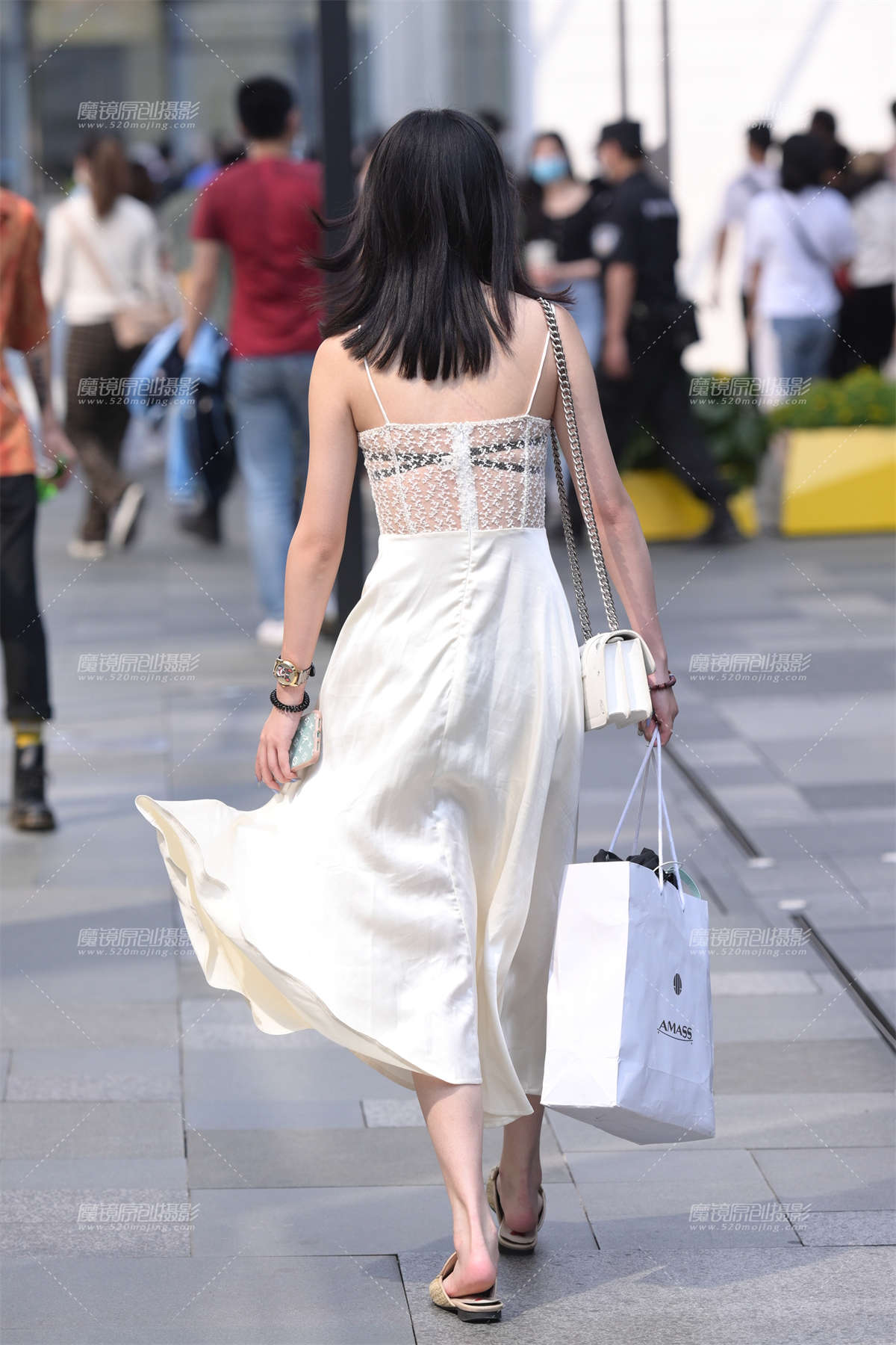 图片[2]-【慕容笙赛帖】吊带美女-日更街拍