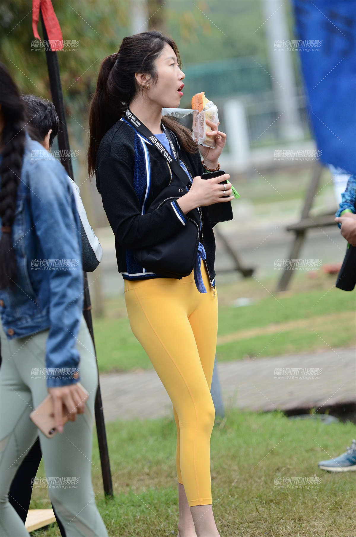 【神摄手赛帖】嫩黄健体裤-日更街拍