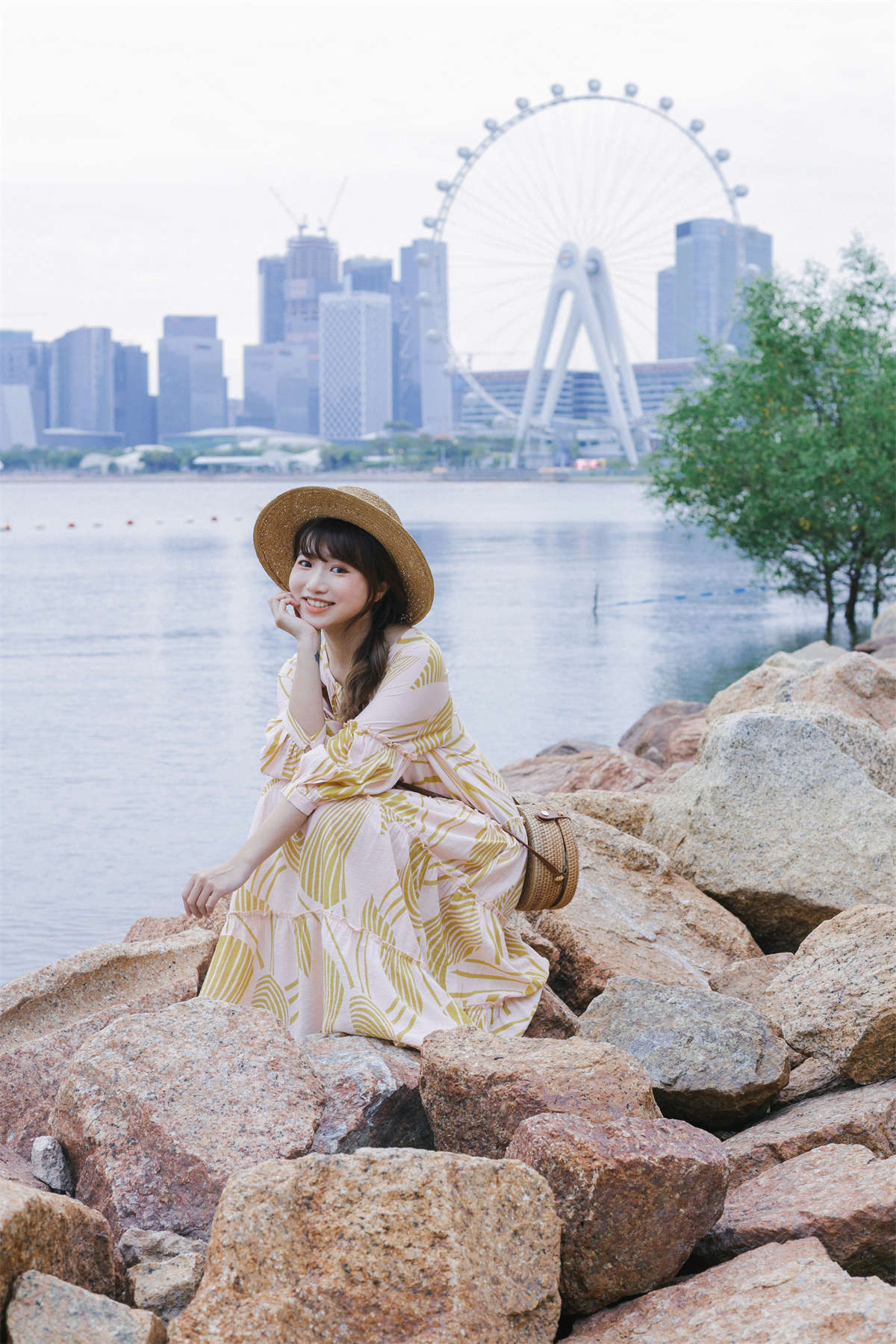 YITUYU艺图语 2022.08.24 海上摩天轮 蓝胖子-插图1