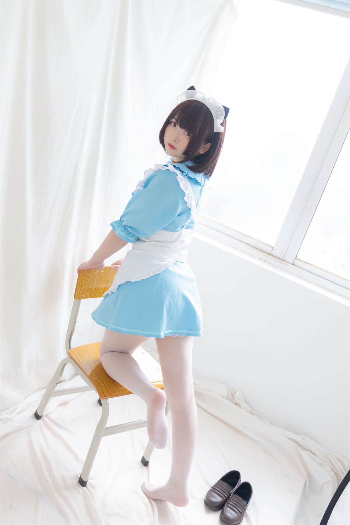 古川kagura 蓝色猫耳白丝女仆-日更街拍