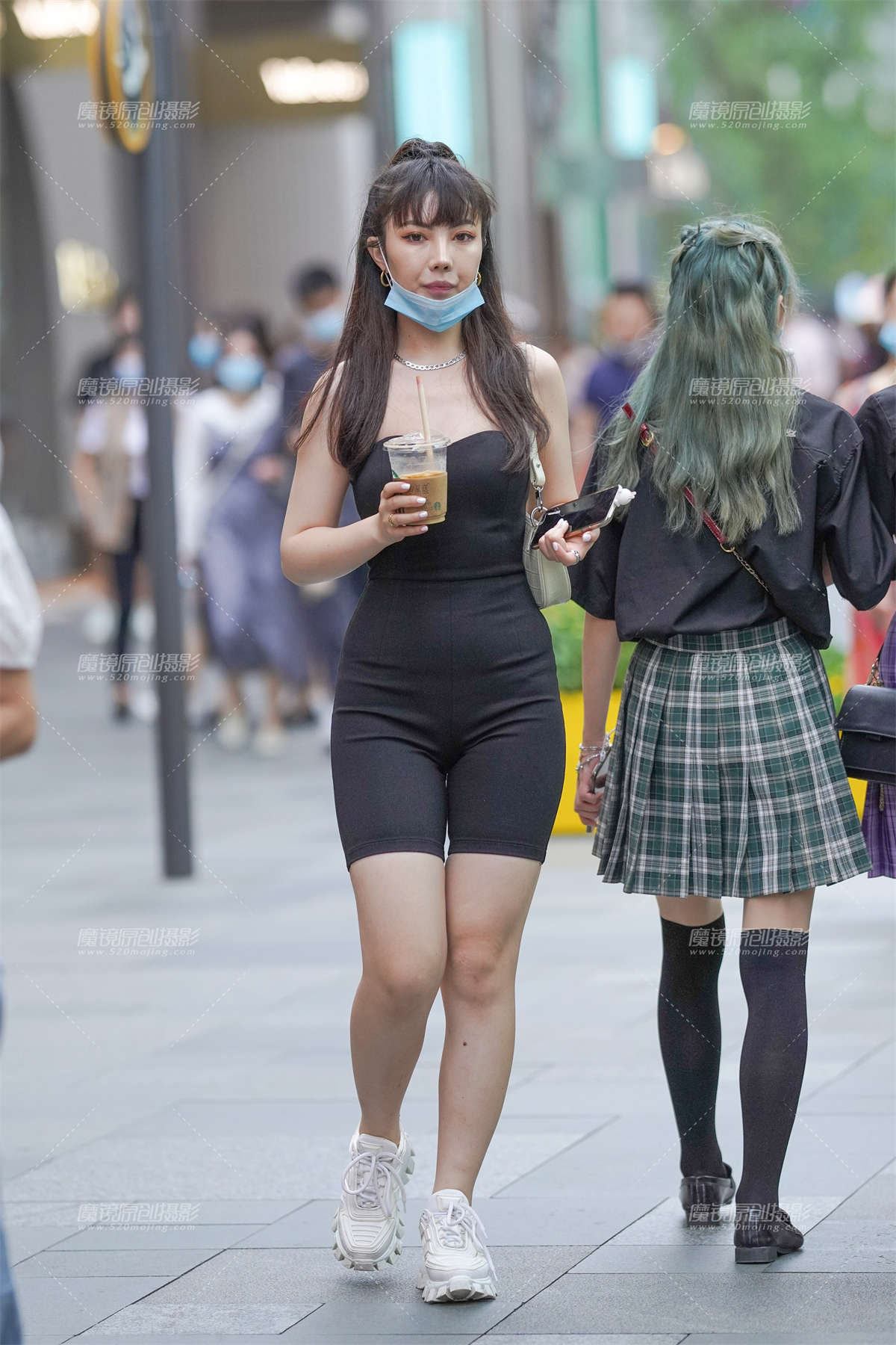 健身女孩的好身段-日更街拍