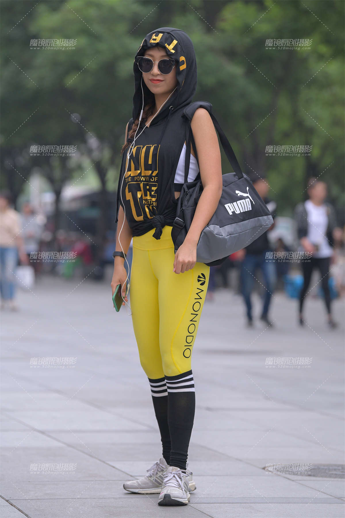 【纳兰赛帖】耀眼街头-日更街拍