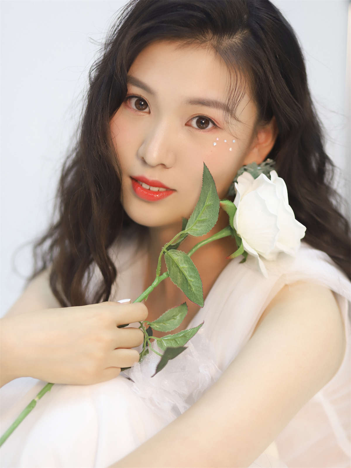 YITUYU艺图语 2022.10.15 少女与花 勺子插图1