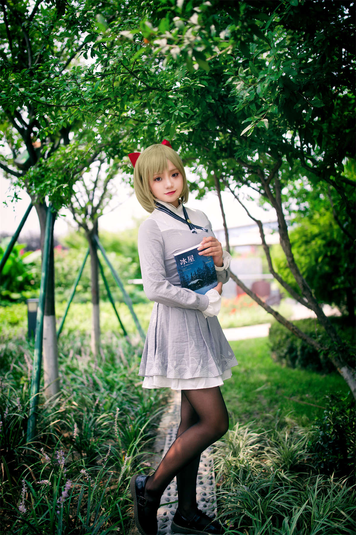 YITUYU艺图语 2022.04.09 Lovelive：小泉花阳博士服 拂晓-日更街拍