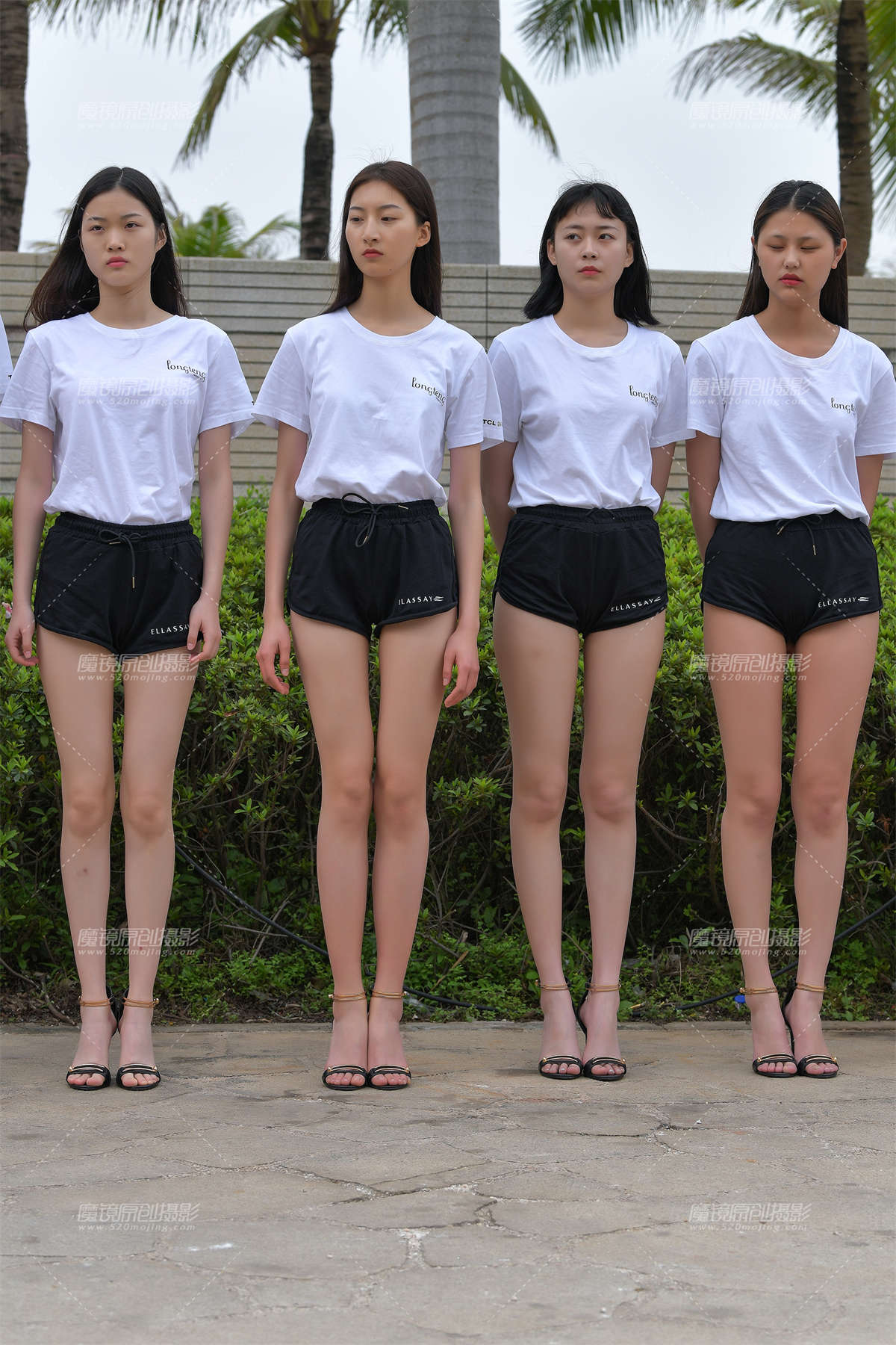 【视觉冲击赛贴】好多美腿小姐姐-日更街拍