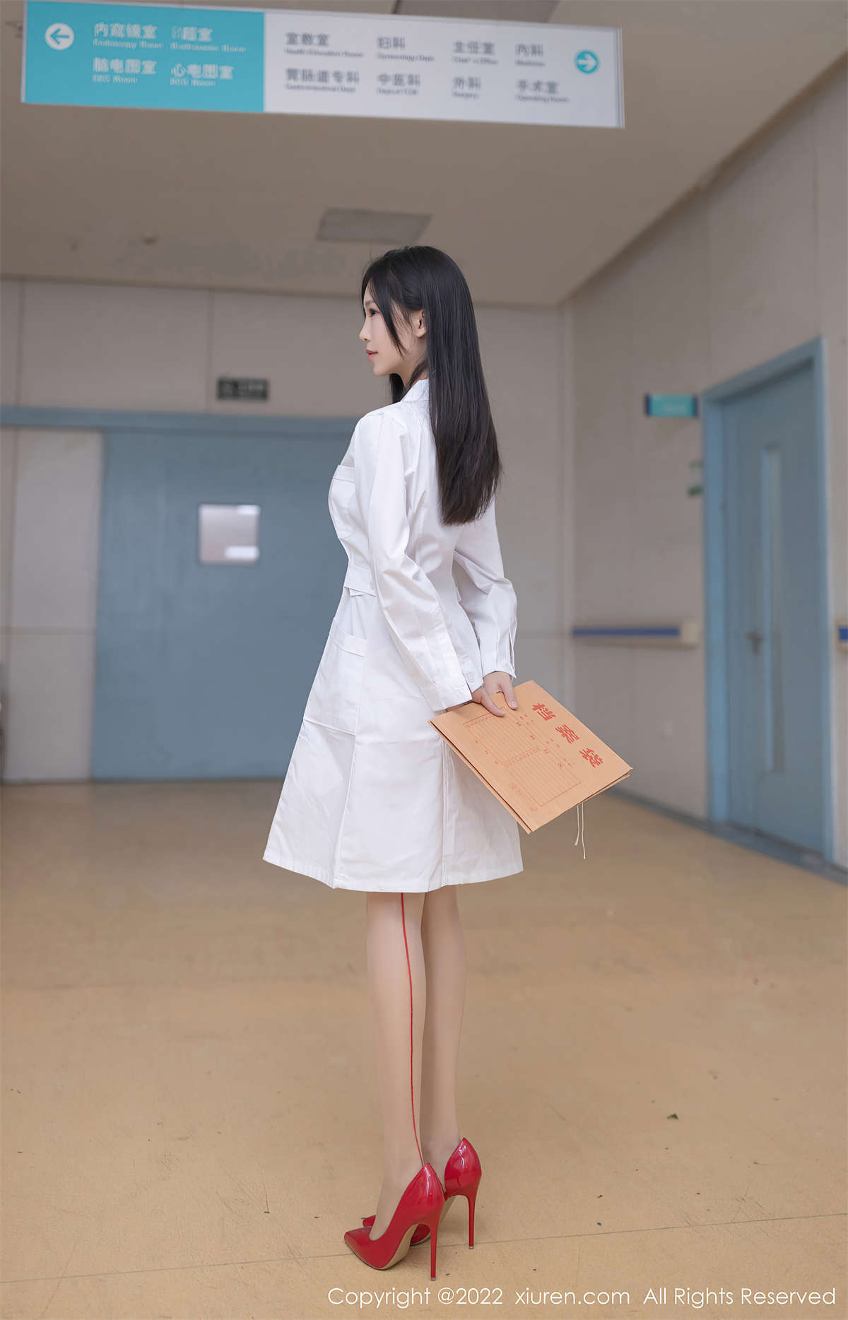 Xiuren秀人网 2022.07.13 NO.5267 利世-日更街拍