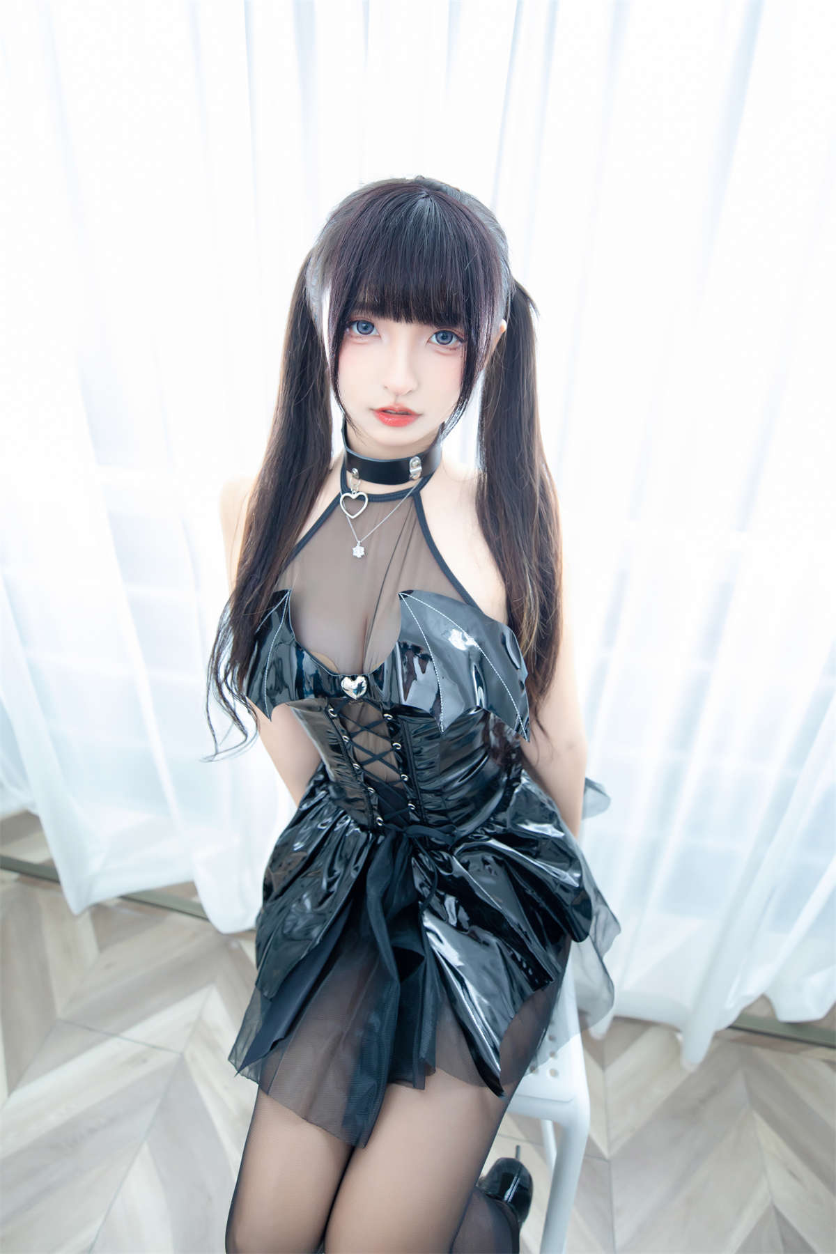 神楽坂真冬 – 裤袜小恶魔-日更街拍