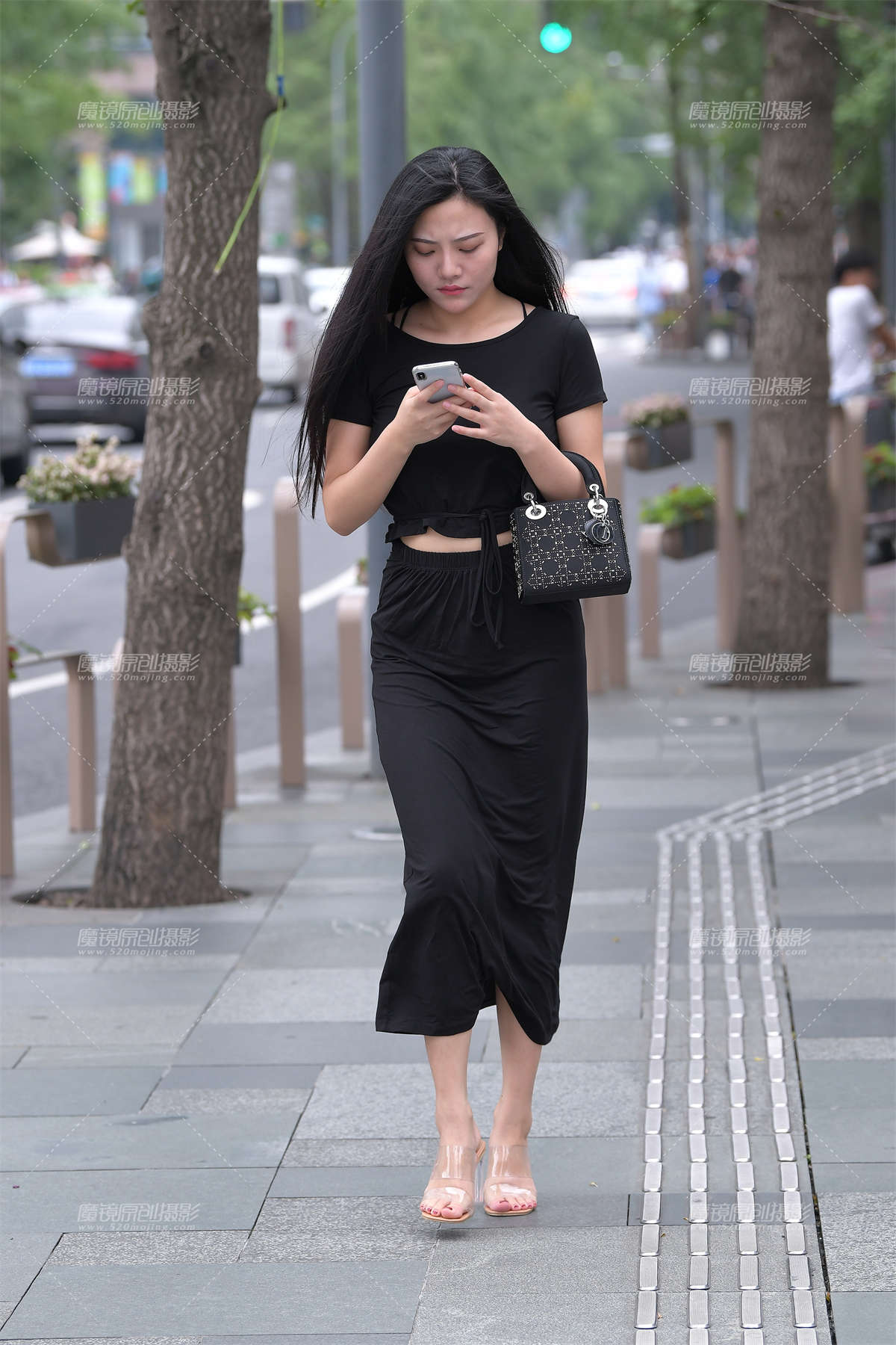 魅力黑裙__-日更街拍