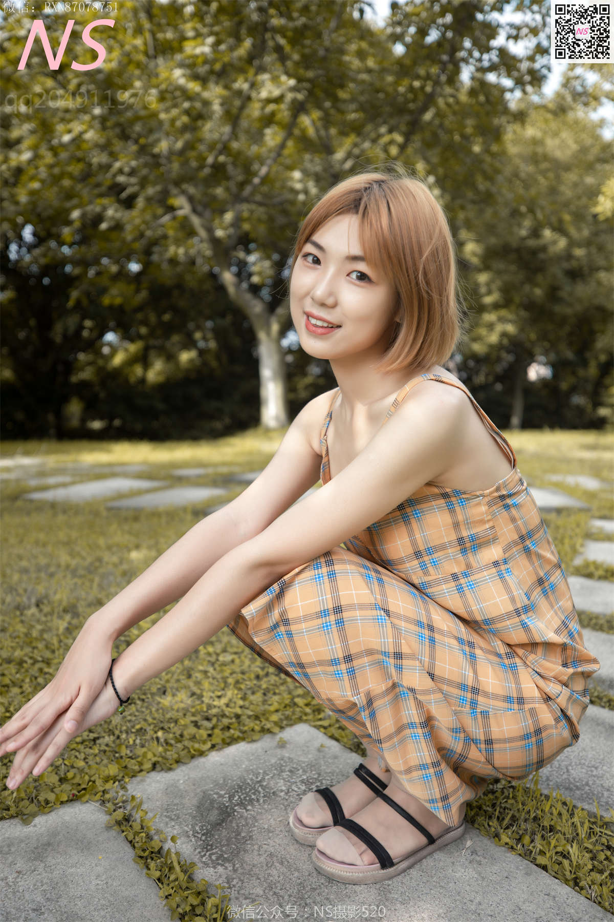 图片[2]-纳丝摄影No.260 玉素 田园风格子裙-日更街拍