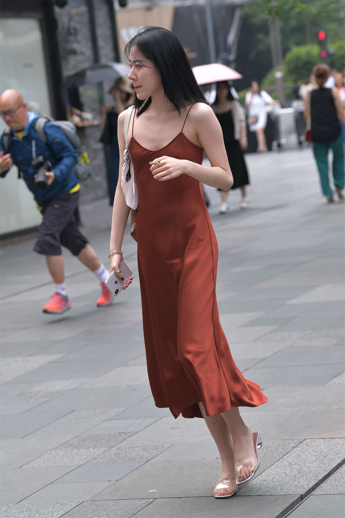 【视觉冲击赛贴】好喜欢这种女人，说不出的感觉-日更街拍