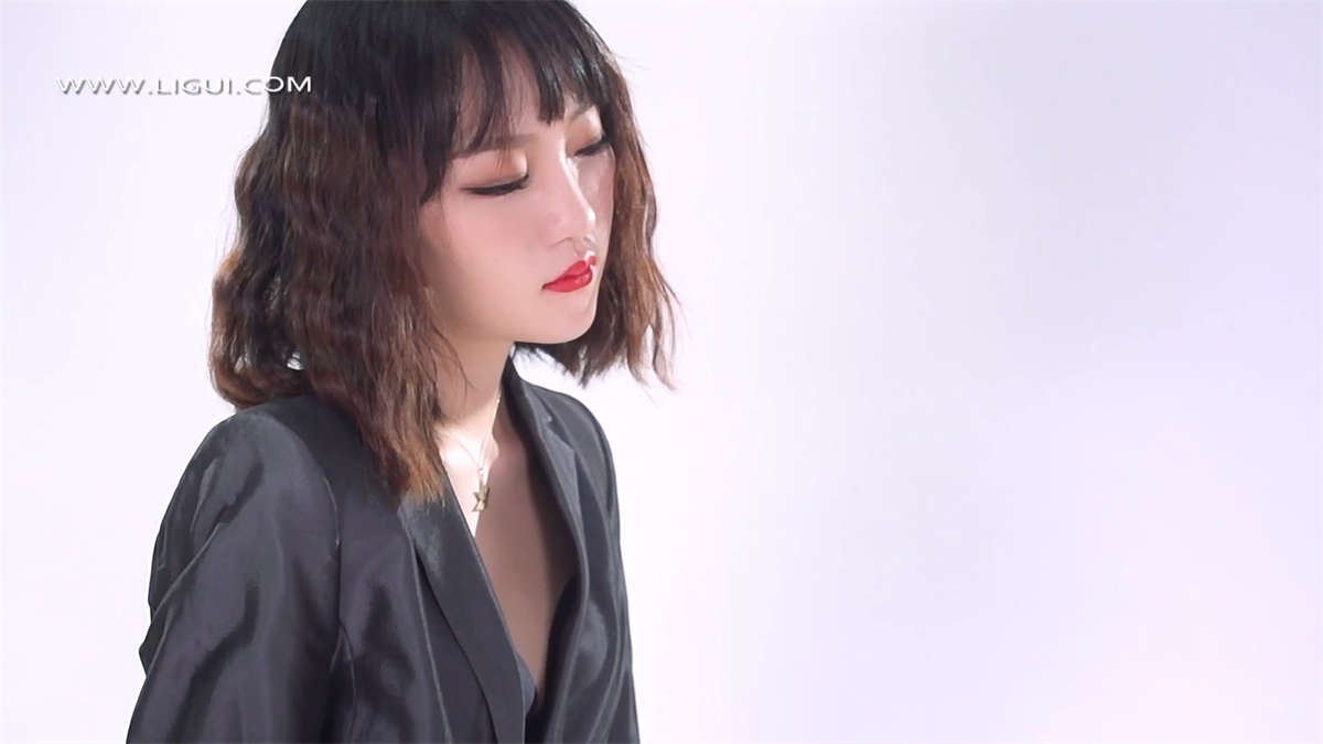 图片[2]-Ligui丽柜视频 2021.05.25 职场的你 芝芝-日更街拍