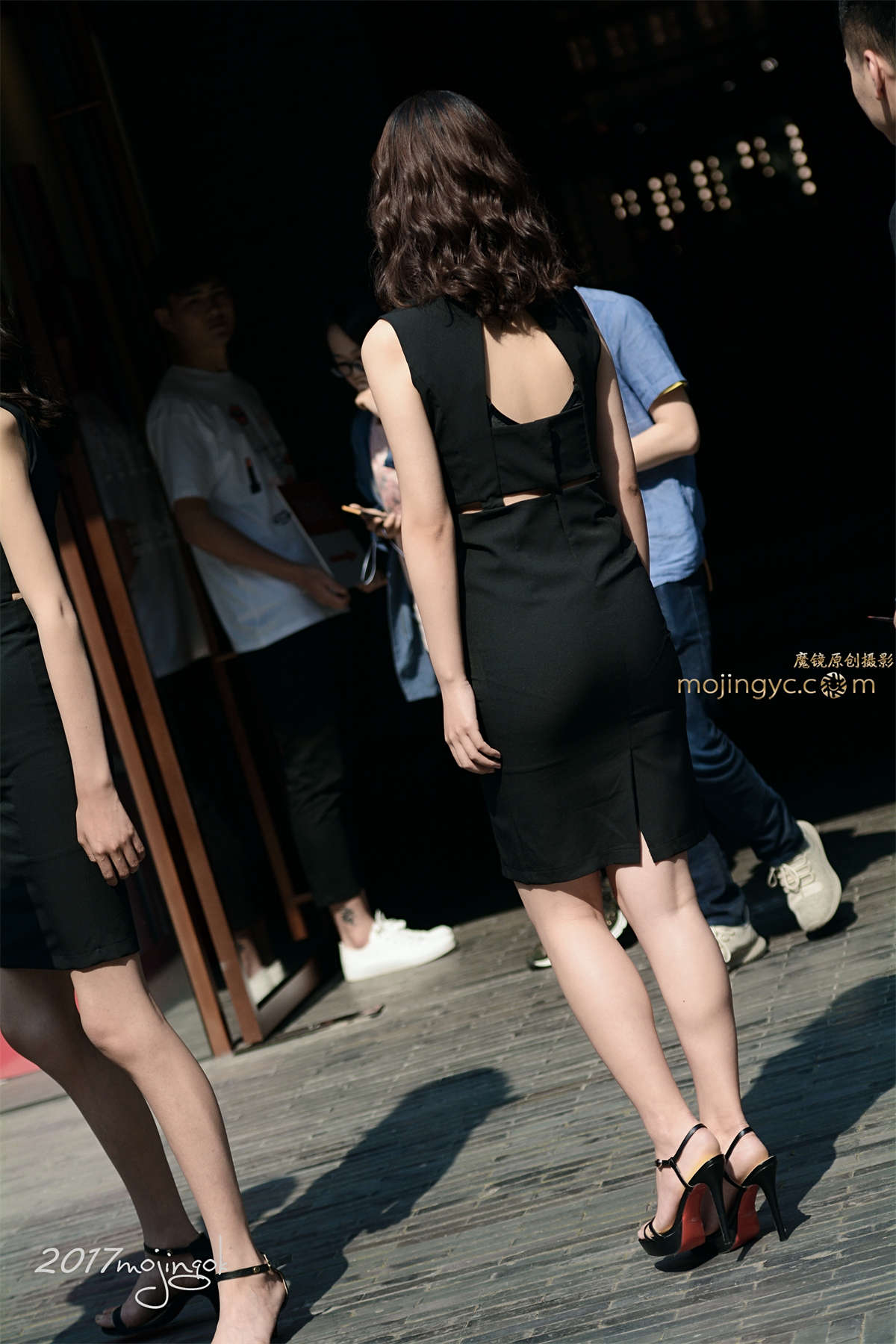 图片[2]-咔喳赛36 短裙高跟，烈焰红唇（20p）-日更街拍