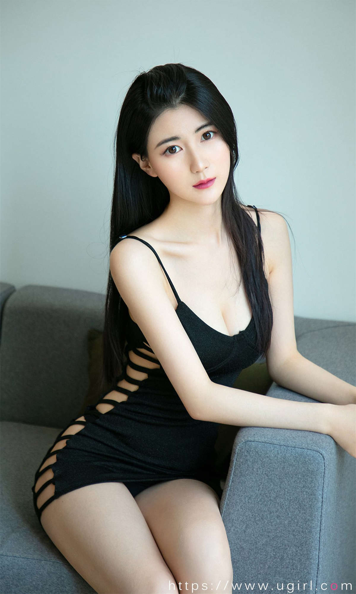 Ugirls爱尤物 NO.1880 九儿—邻家雪芙-日更街拍