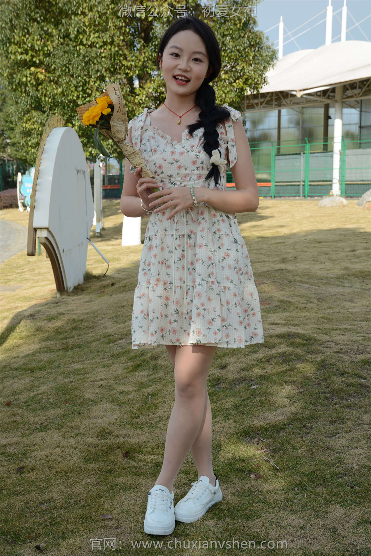 图片[2]-初夏女神 NO.163 双双 迎春碎花裙-日更街拍