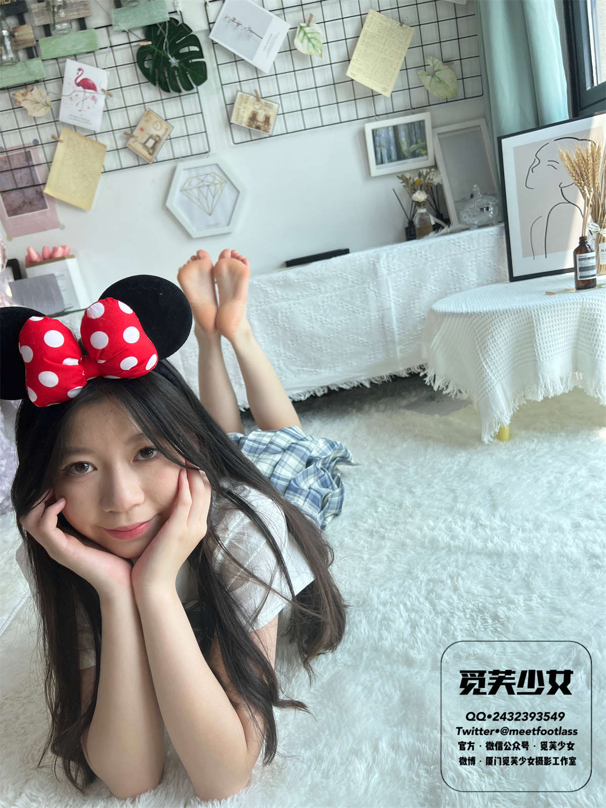 觅芙少女 NO.003 风中摇曳的JK制服与18岁的青春一起绽放-日更街拍