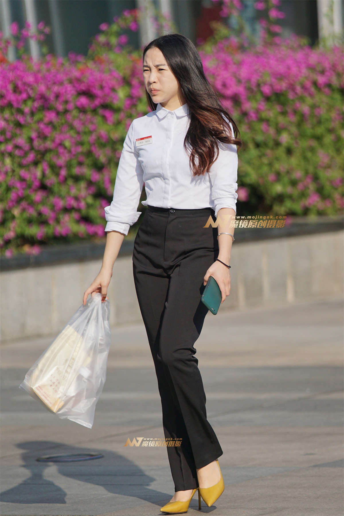 小姐姐这些身材比例好赞-日更街拍