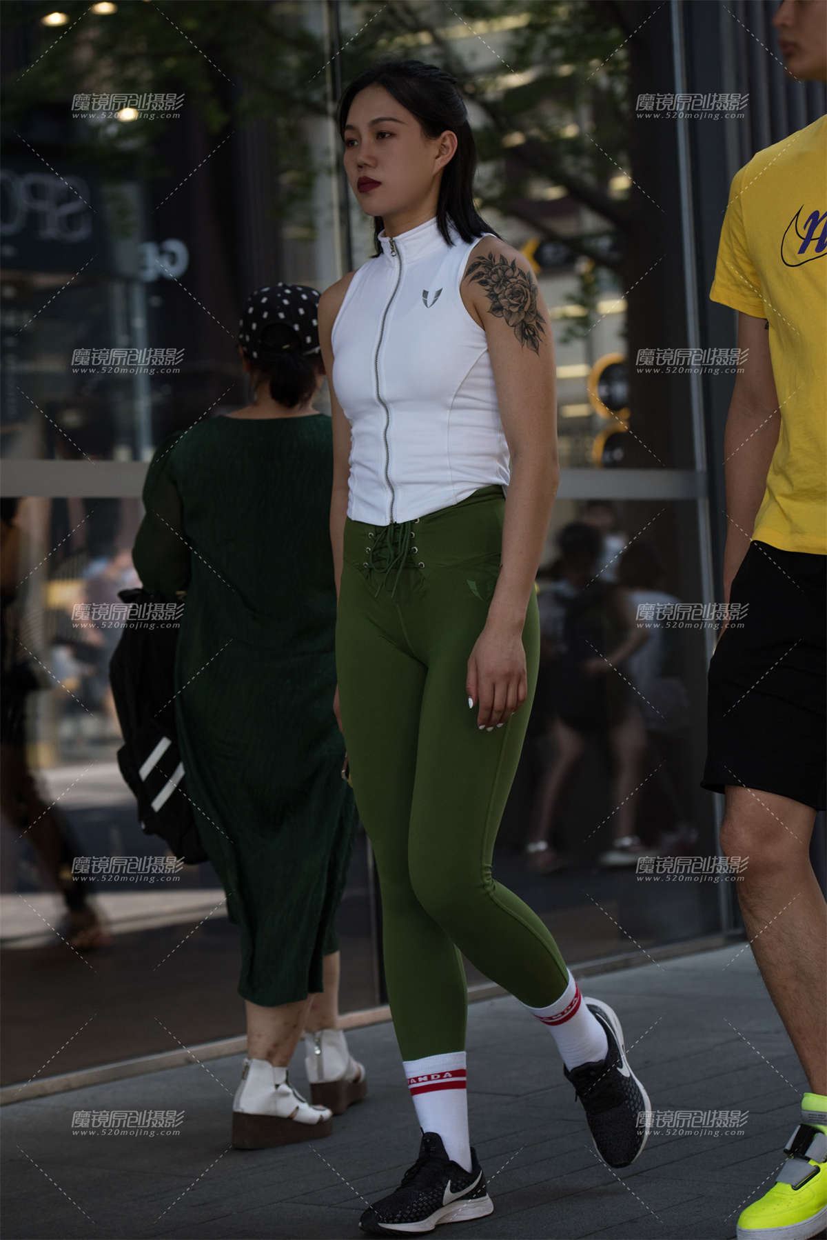 【慕容笙赛贴】偶遇小姐姐-日更街拍