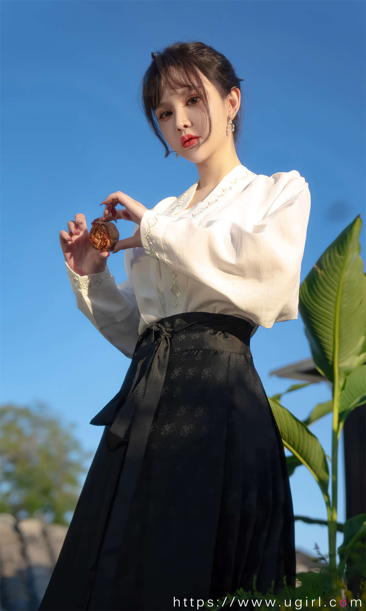 图片[2]-UGirls爱尤物 No.2674 节日主题  青树-日更街拍