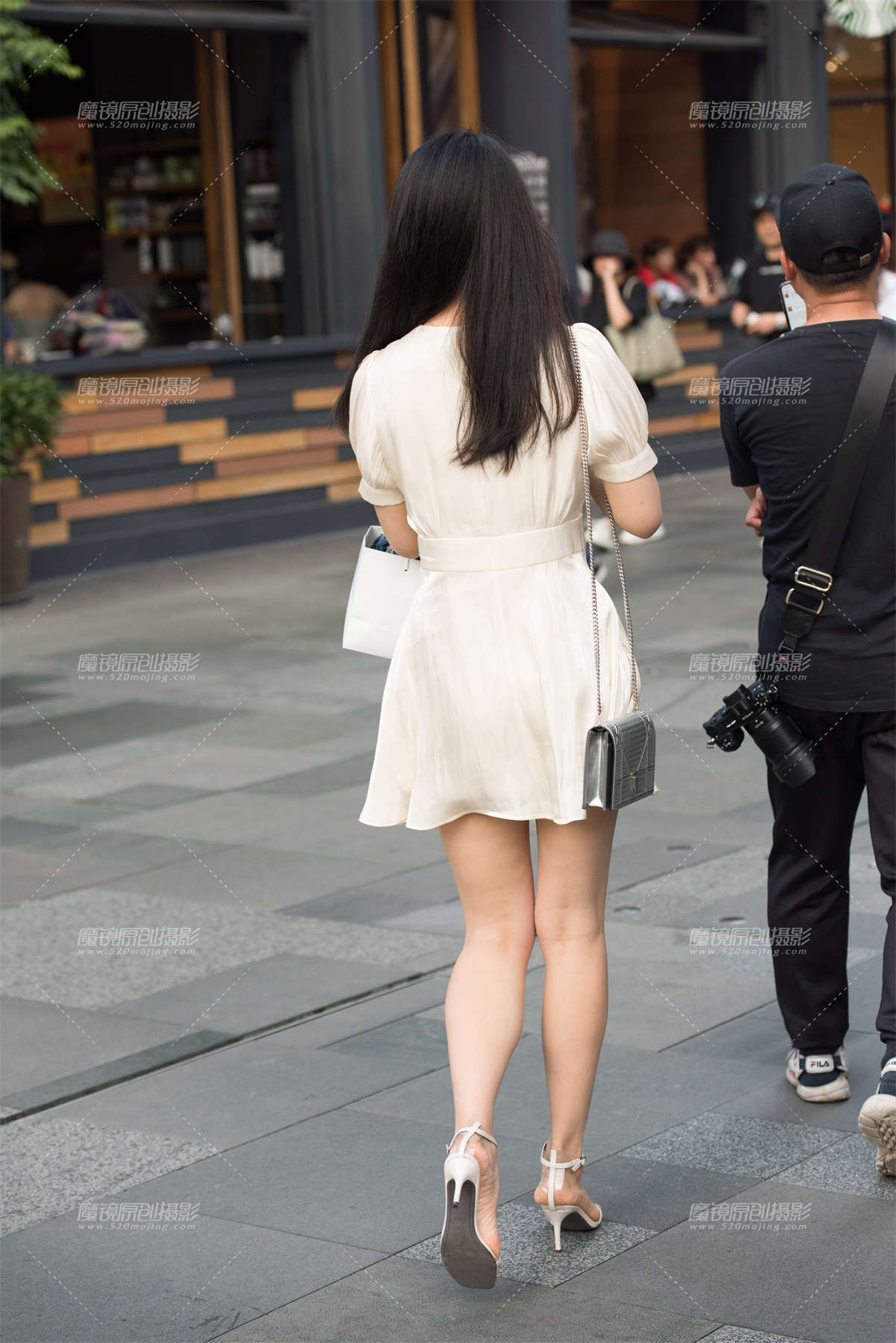 图片[2]-【慕容笙赛贴】去星巴克的小姐姐-日更街拍