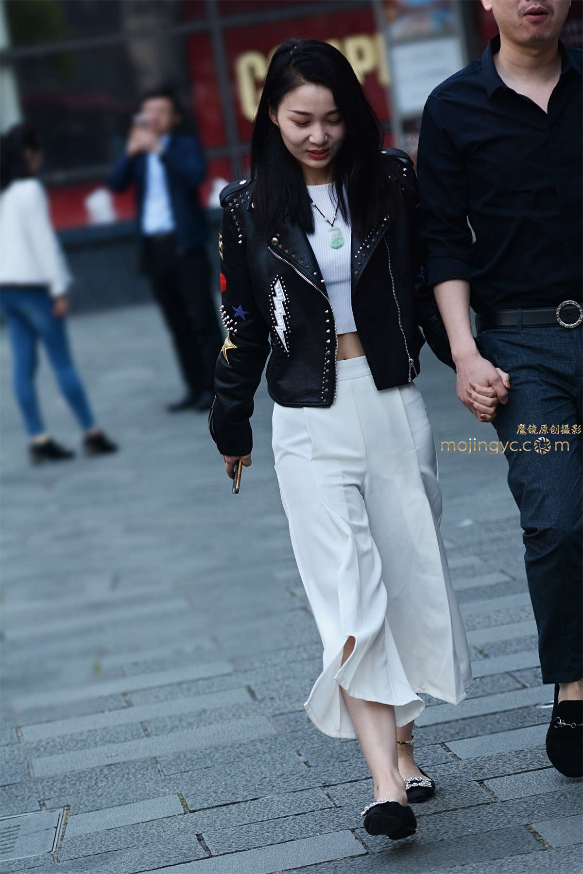 咔喳赛42 又薄又透，像穿个内裤逛街（16p）-日更街拍