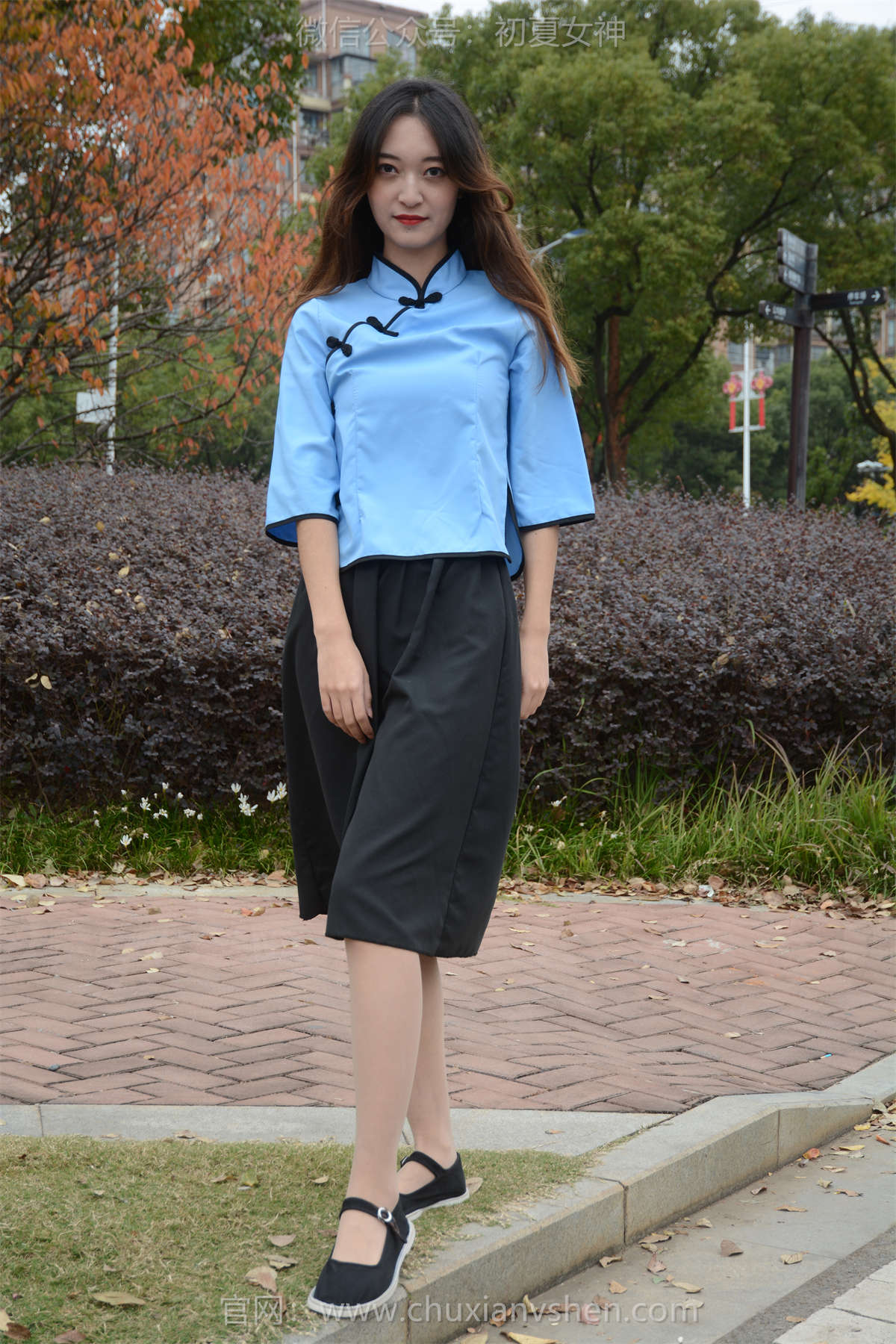 初夏女神 NO.170 依依 民国女神-日更街拍