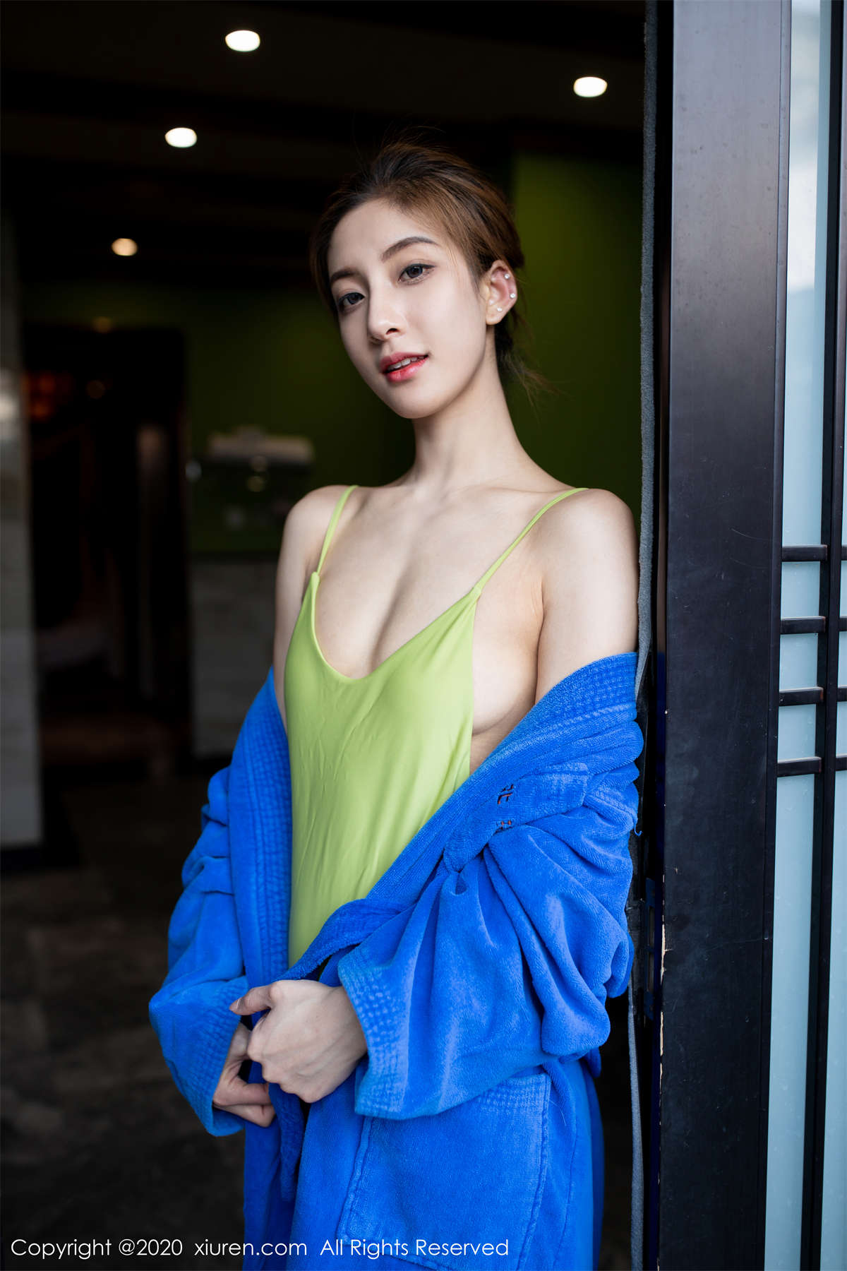 Xiuren秀人网 2020.04.30 NO.2207 林文文yooki-日更街拍