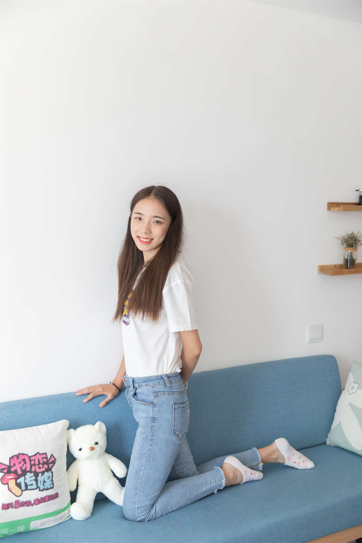 物恋传媒 NO.845 蛋挞-月下清风-日更街拍