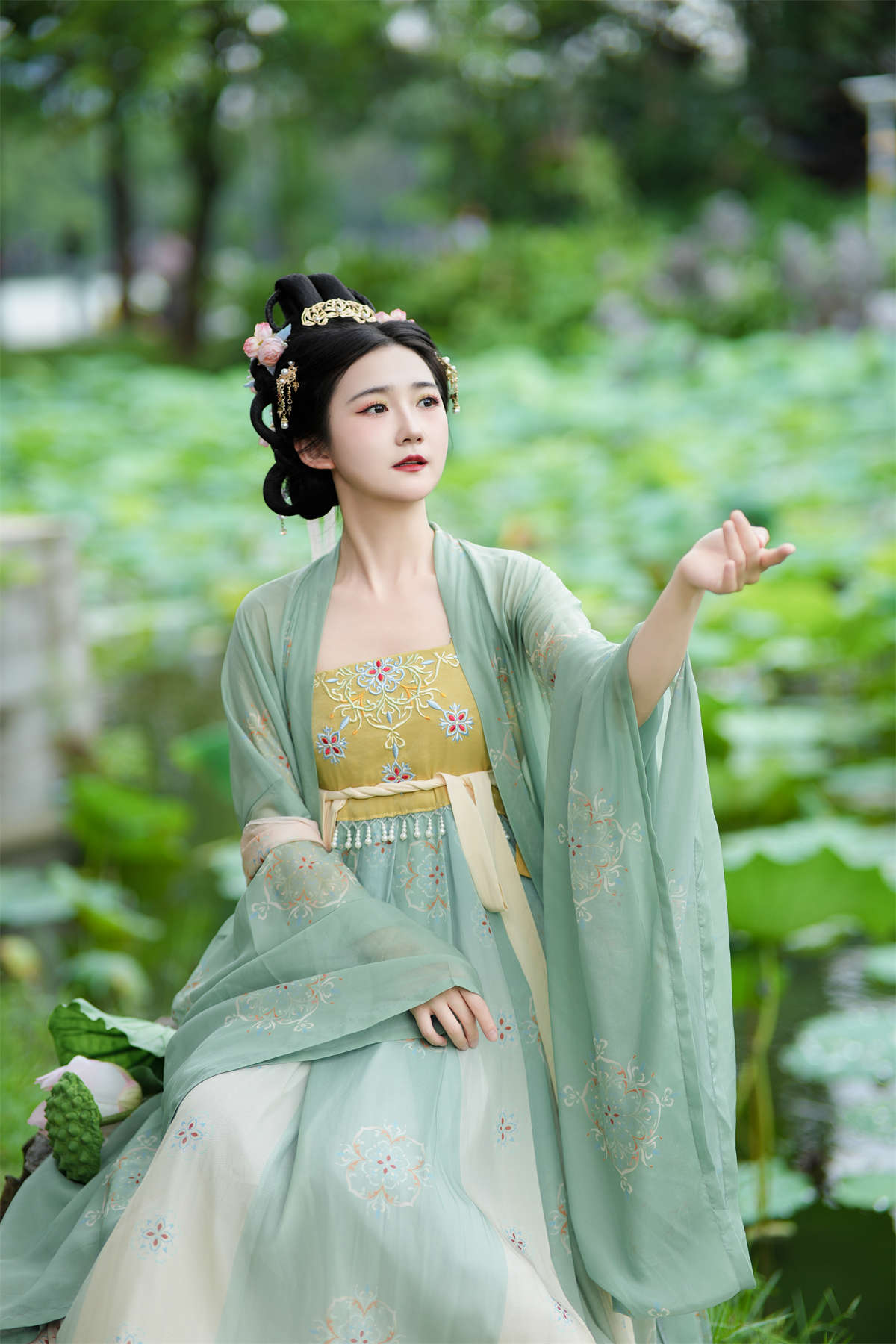 YITUYU艺图语 2024.10.05 清荷雅韵 蛋糕的蛋蛋插图1