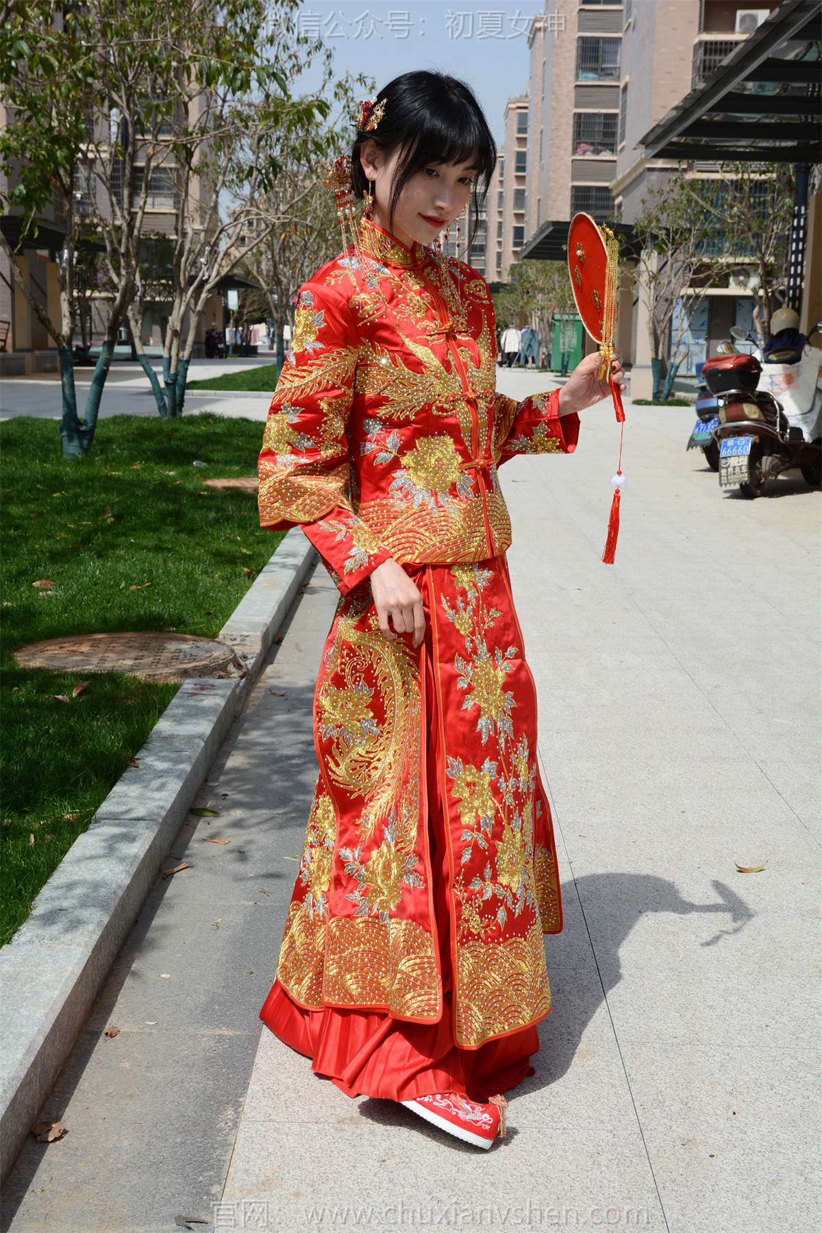 初夏女神 NO.173 柒柒 最美新娘-日更街拍