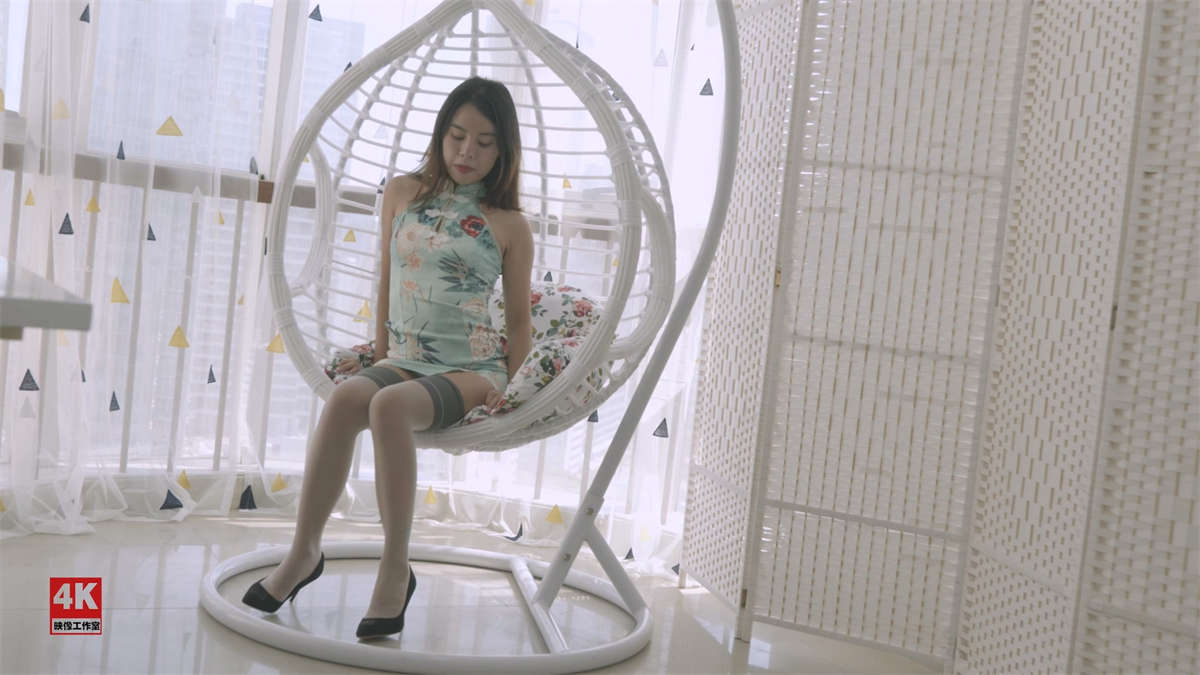 Ligui丽柜视频 2020.08.28 4K映像-夏日的午后（上） 琪琪-日更街拍