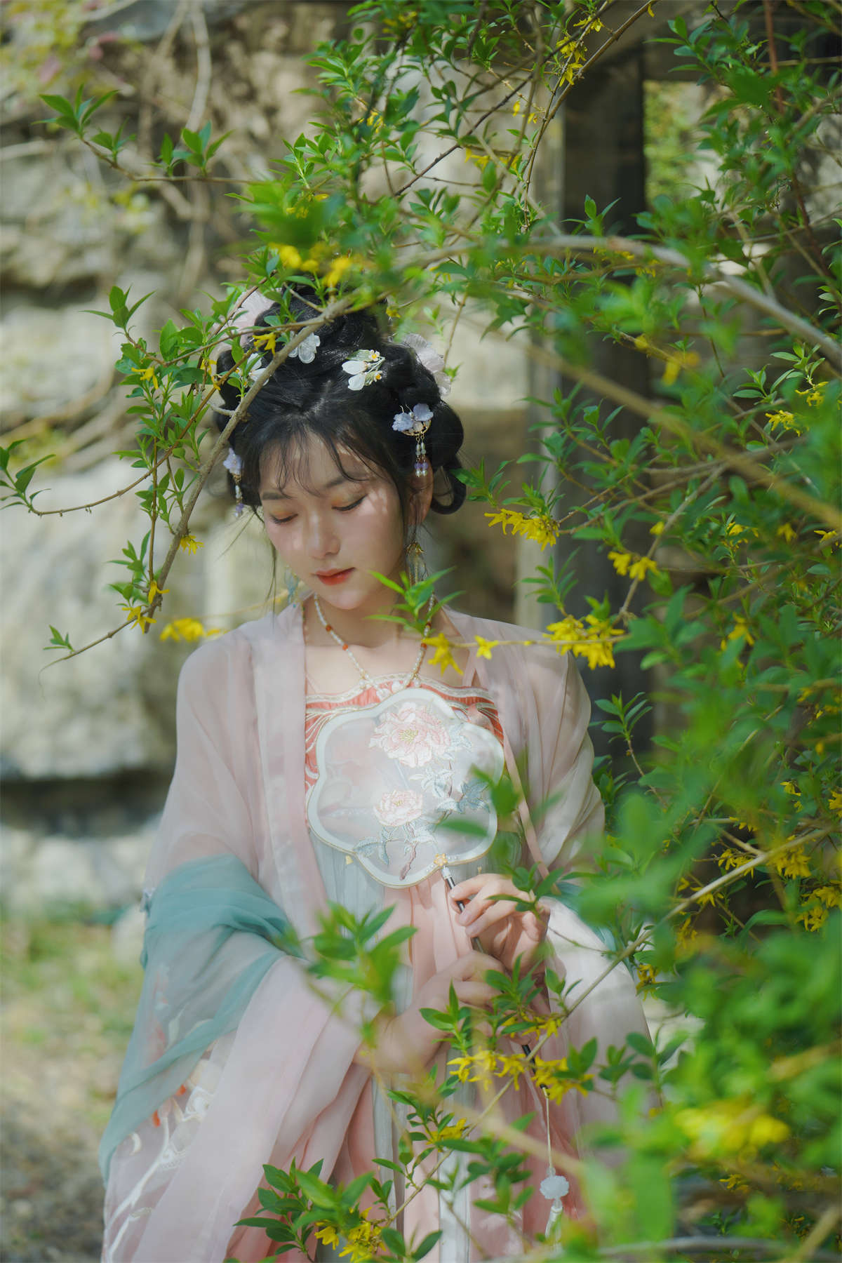 YITUYU艺图语 2023.04.01 春庭月 静静插图1