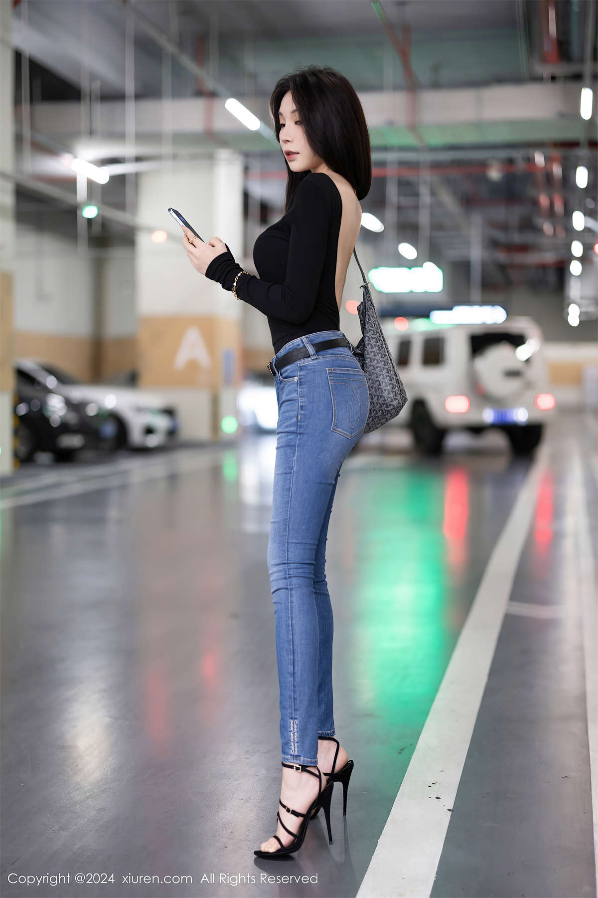 图片[2]-Xiuren秀人网 2024.04.12 NO.8385 徐莉芝Booty-日更街拍