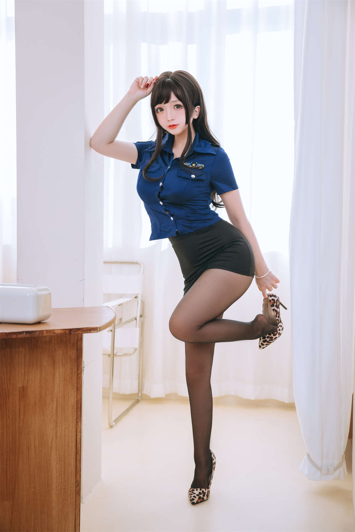 椎名莜 No.37 豹纹女警-日更街拍