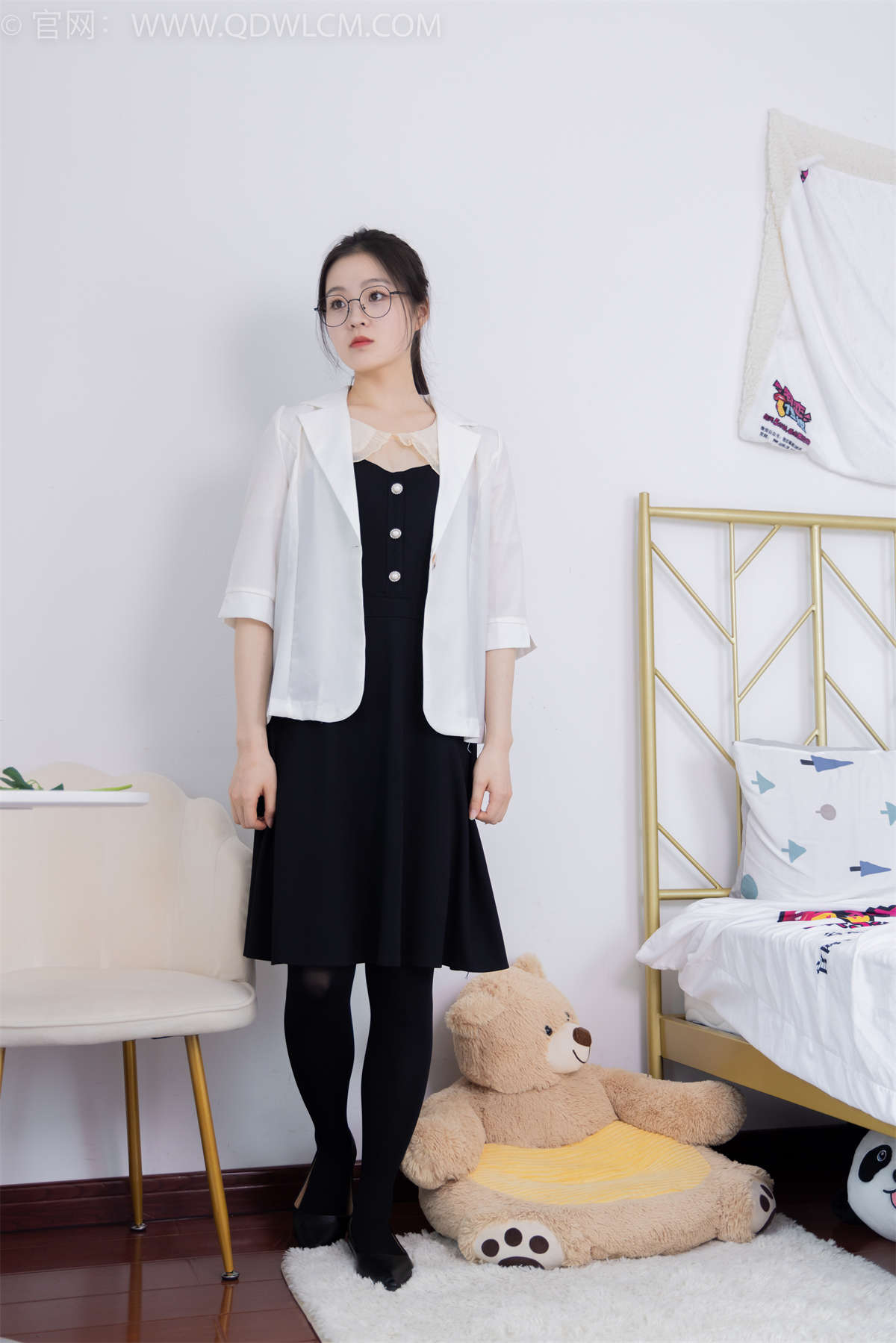 图片[2]-物恋传媒 NO.1640 青柠-木叶落秋声-日更街拍