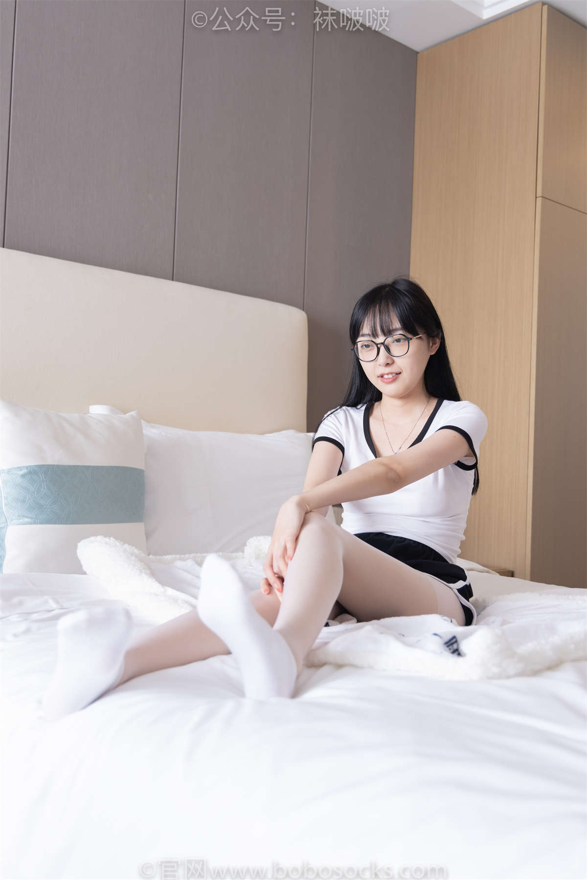 袜啵啵 No.037 稚予-帆布鞋、短白棉袜、白丝（脚尖加固款…-日更街拍
