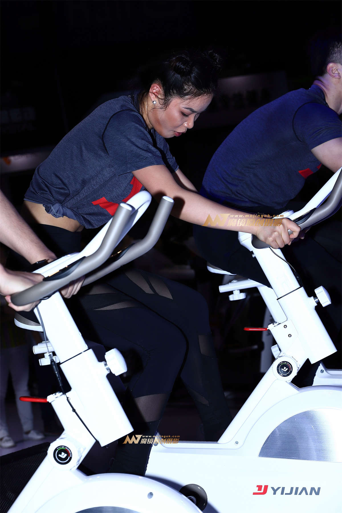 【Mark赛帖】哪吒头运动女孩-日更街拍